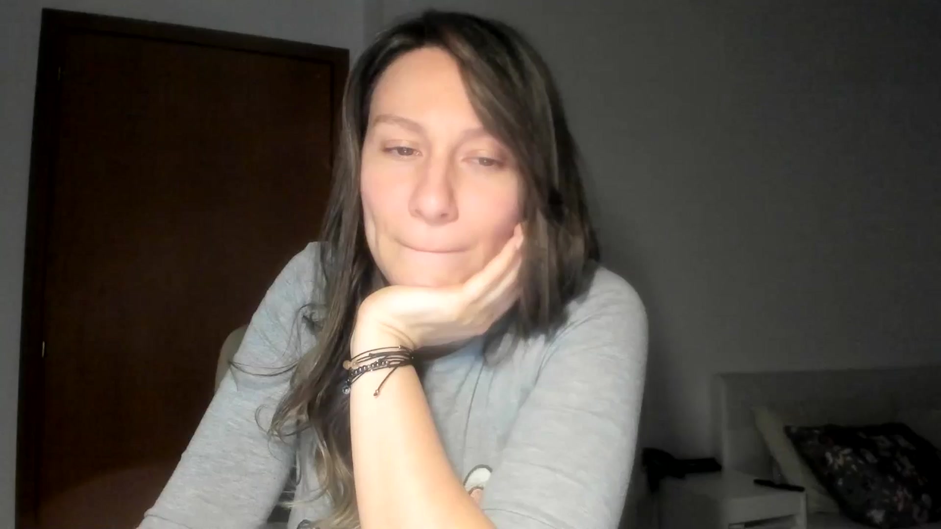 Gallery image thumbnail from ItsEvie's myfreecams stream on, 01/22/2026, 24:13 image 6 of 20
