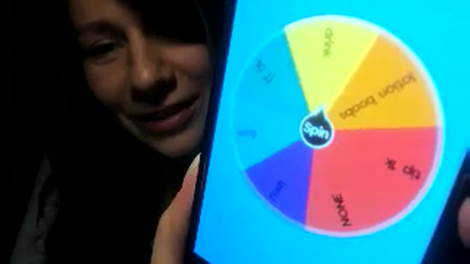 Gallery image thumbnail from ItsEvie's myfreecams stream on, 01/22/2026, 24:13 image 12 of 20