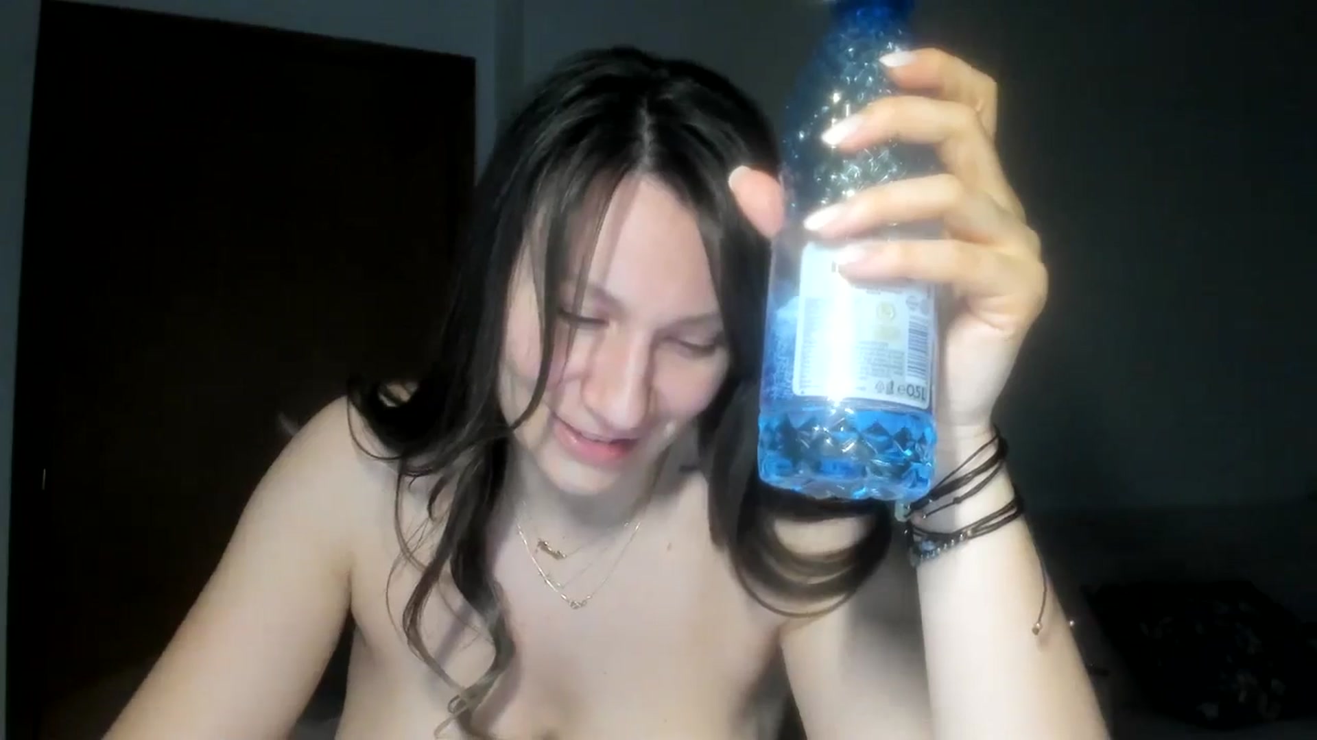 Gallery image thumbnail from ItsEvie's myfreecams stream on, 01/22/2026, 24:49 image 16 of 20