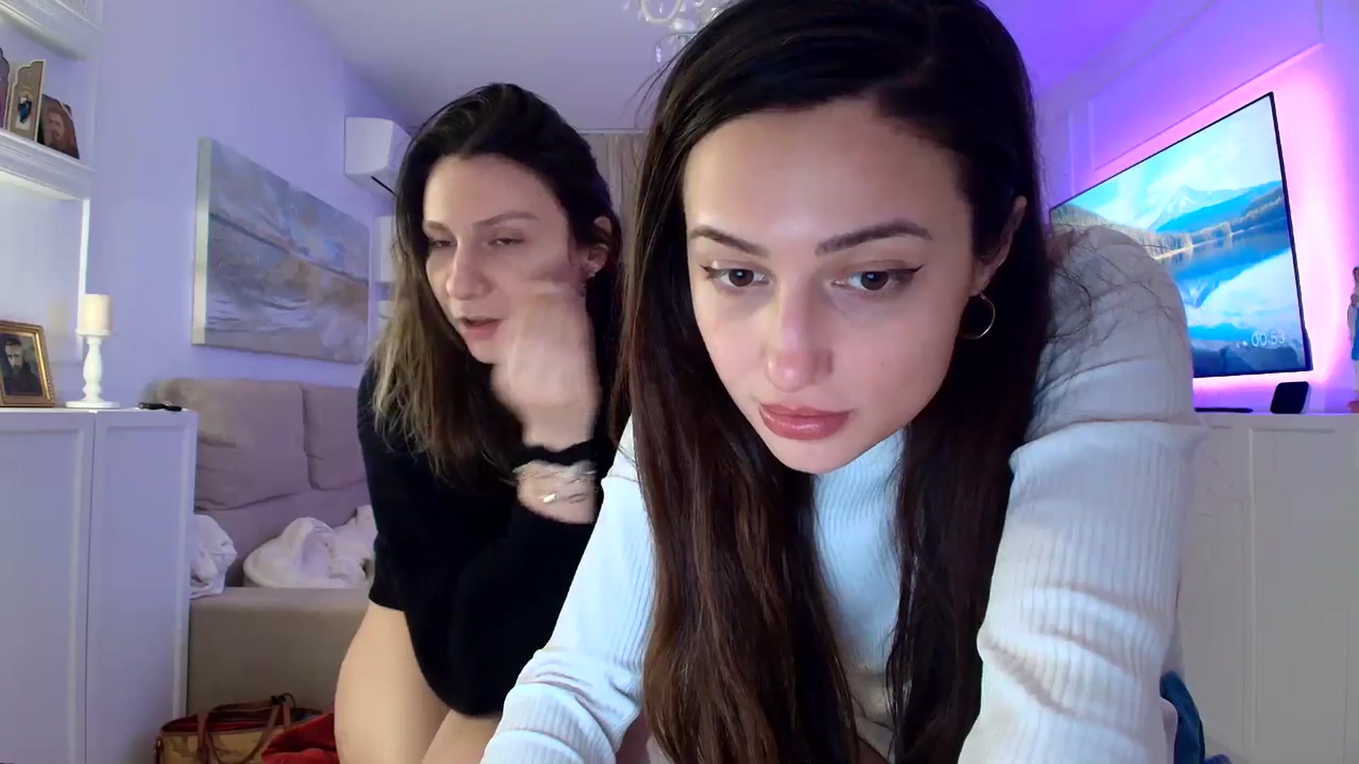 Gallery image thumbnail from ItsEvie's myfreecams stream on, 01/29/2026, 23:27 image 14 of 20