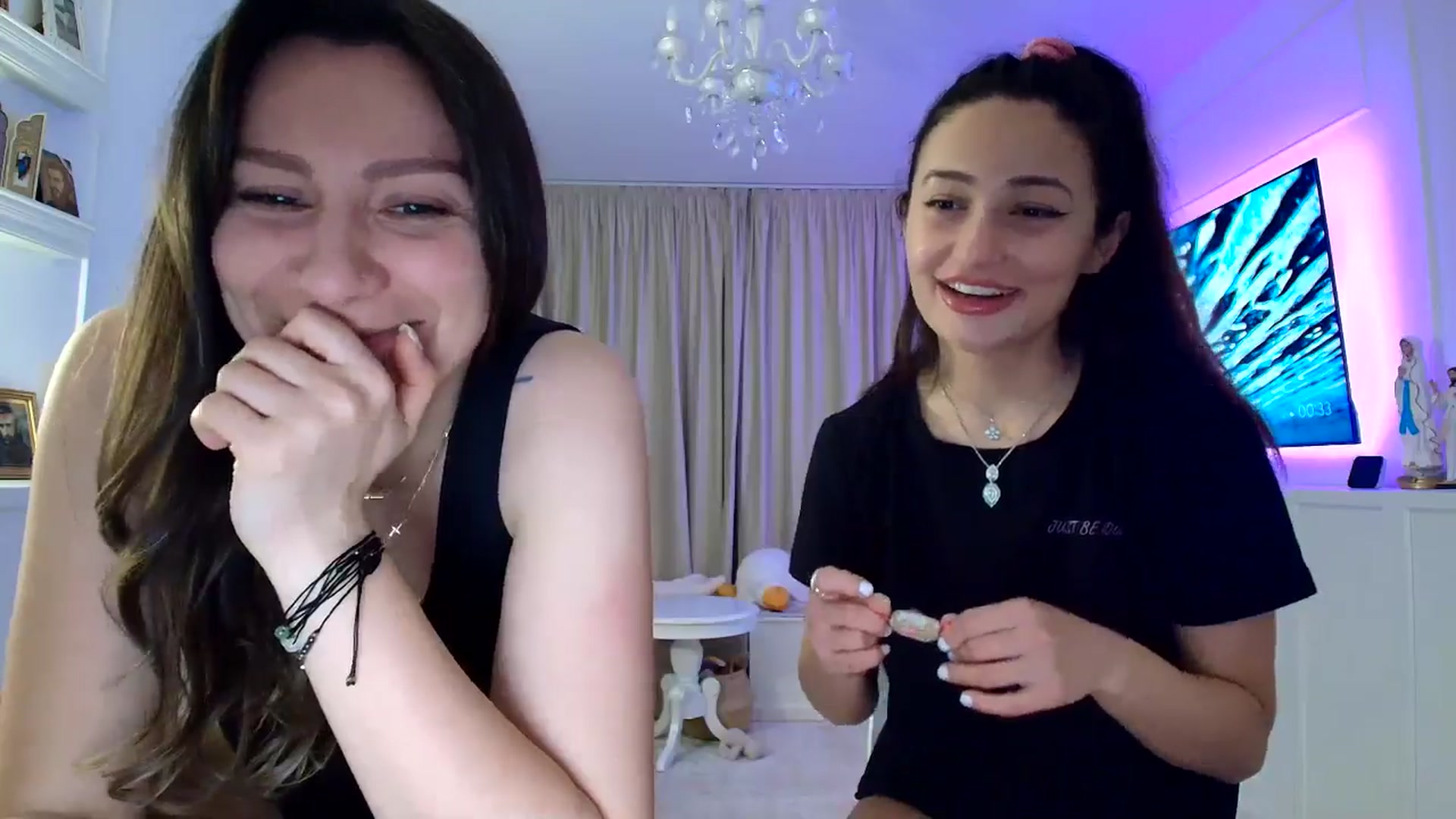 Gallery image thumbnail from ItsEvie's myfreecams stream on, 01/30/2026, 23:00 image 14 of 20