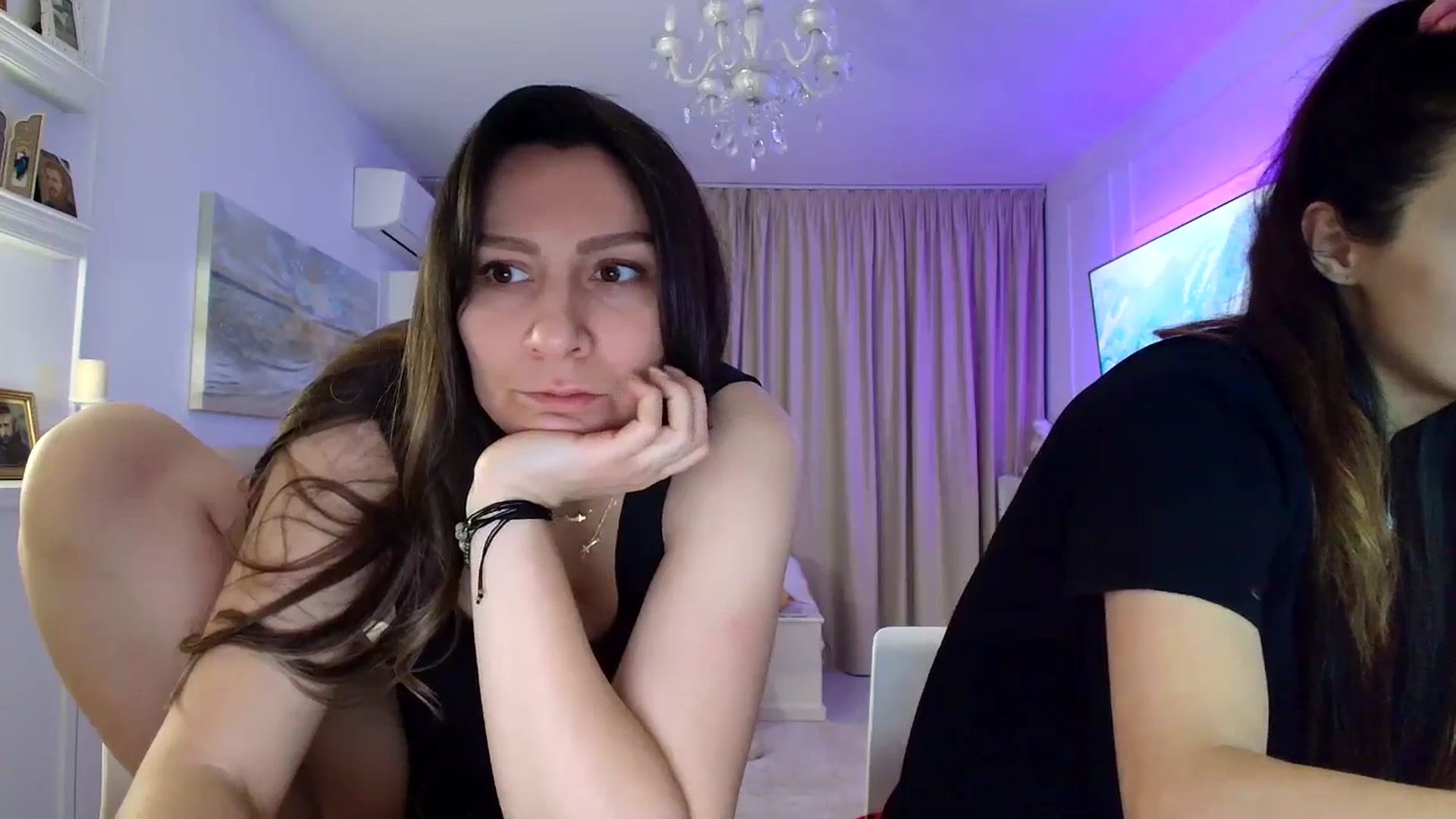 Gallery image thumbnail from ItsEvie's myfreecams stream on, 01/30/2026, 23:00 image 16 of 20