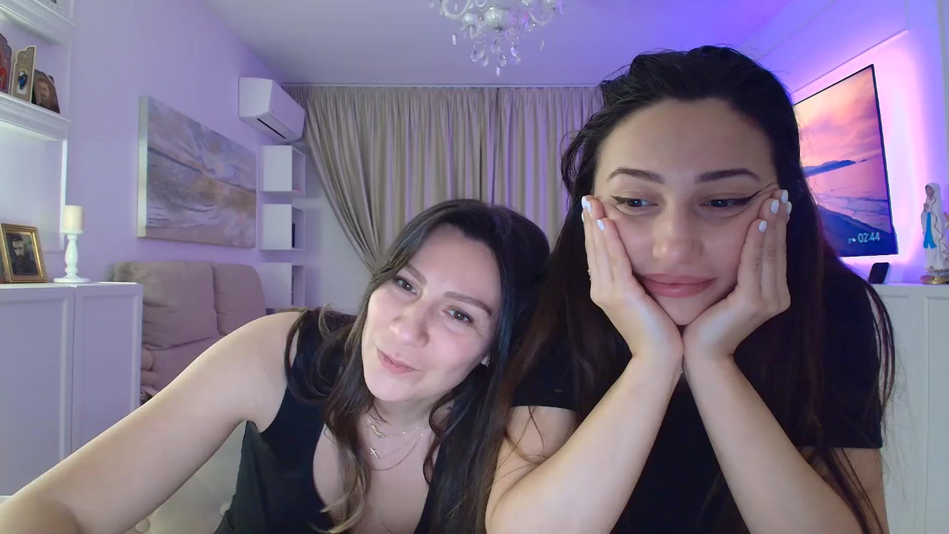 Gallery image thumbnail from ItsEvie's myfreecams stream on, 01/31/2026, 24:58 image 17 of 20