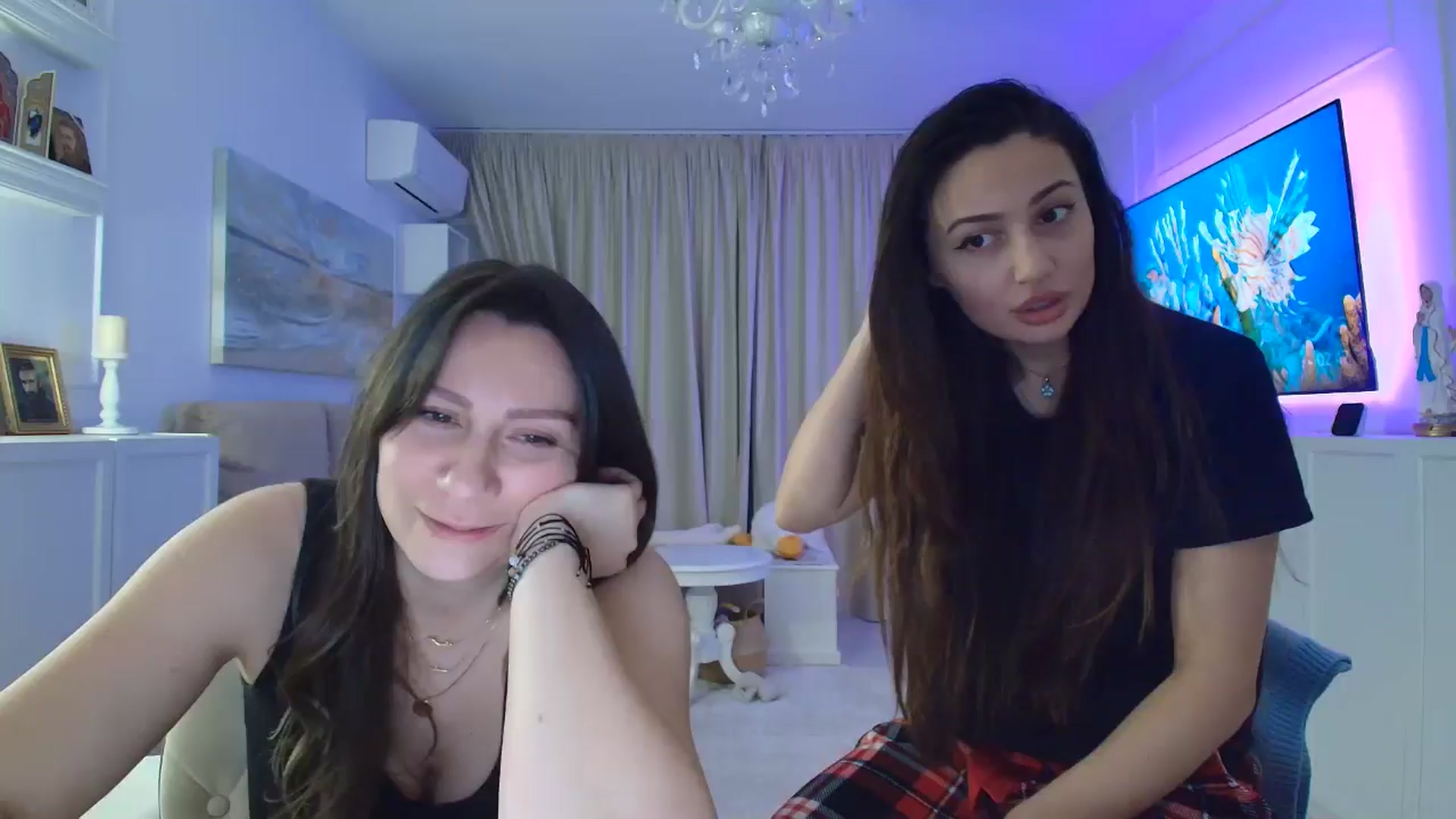 Gallery image thumbnail from ItsEvie's myfreecams stream on, 01/31/2026, 24:58 image 18 of 20