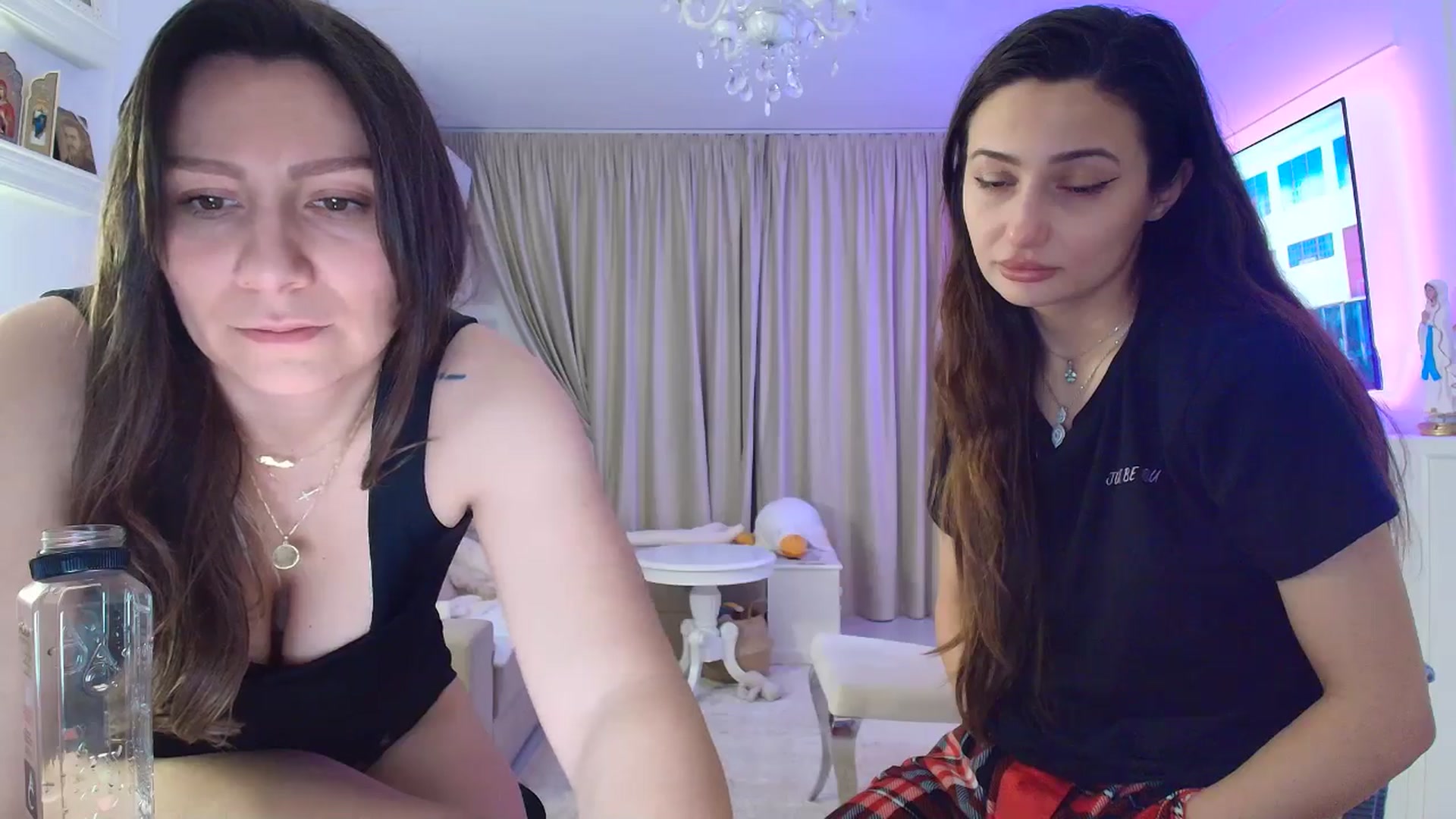 Gallery image thumbnail from ItsEvie's myfreecams stream on, 01/31/2026, 24:58 image 10 of 20