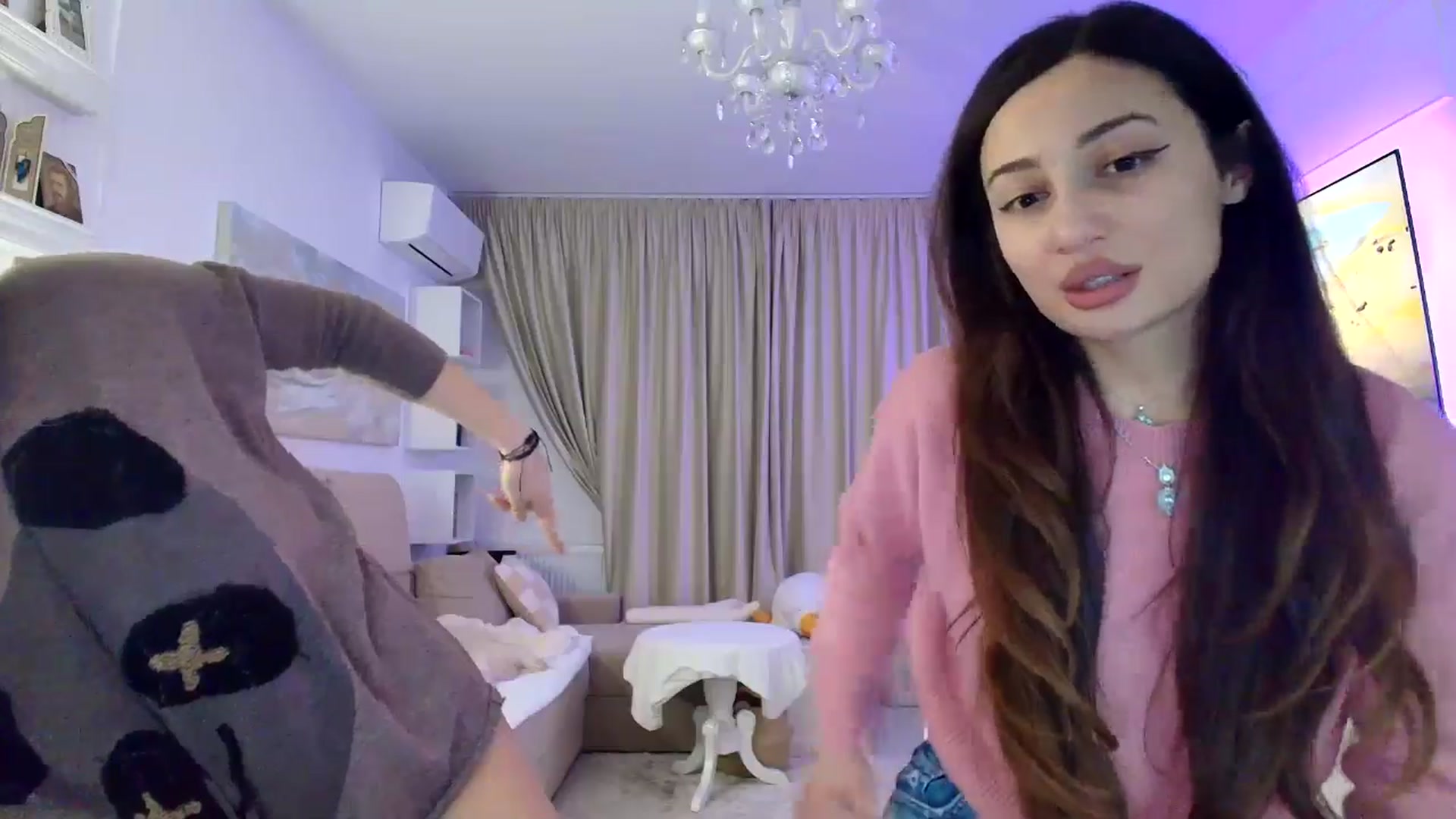 Gallery image thumbnail from ItsEvie's myfreecams stream on, 01/31/2026, 22:47 image 17 of 20