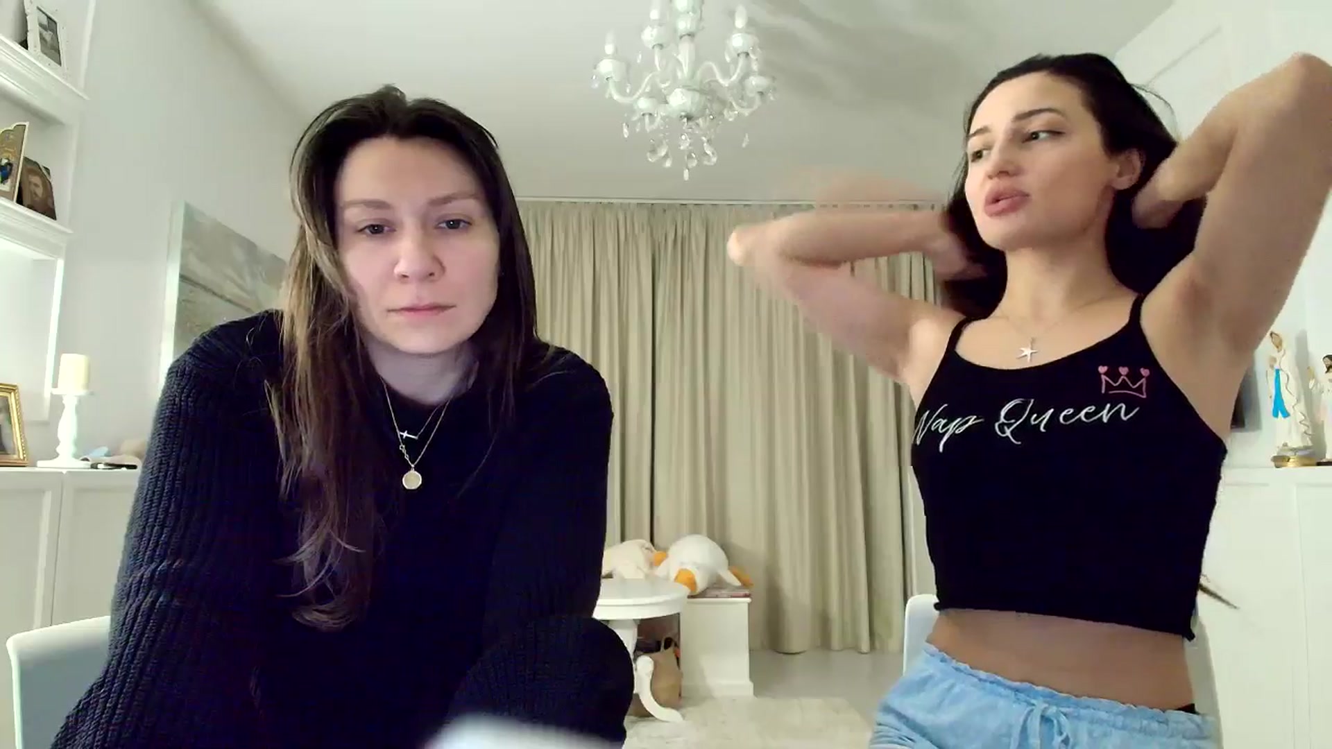 Gallery image thumbnail from ItsEvie's myfreecams stream on, 02/04/2026, 24:14 image 17 of 20