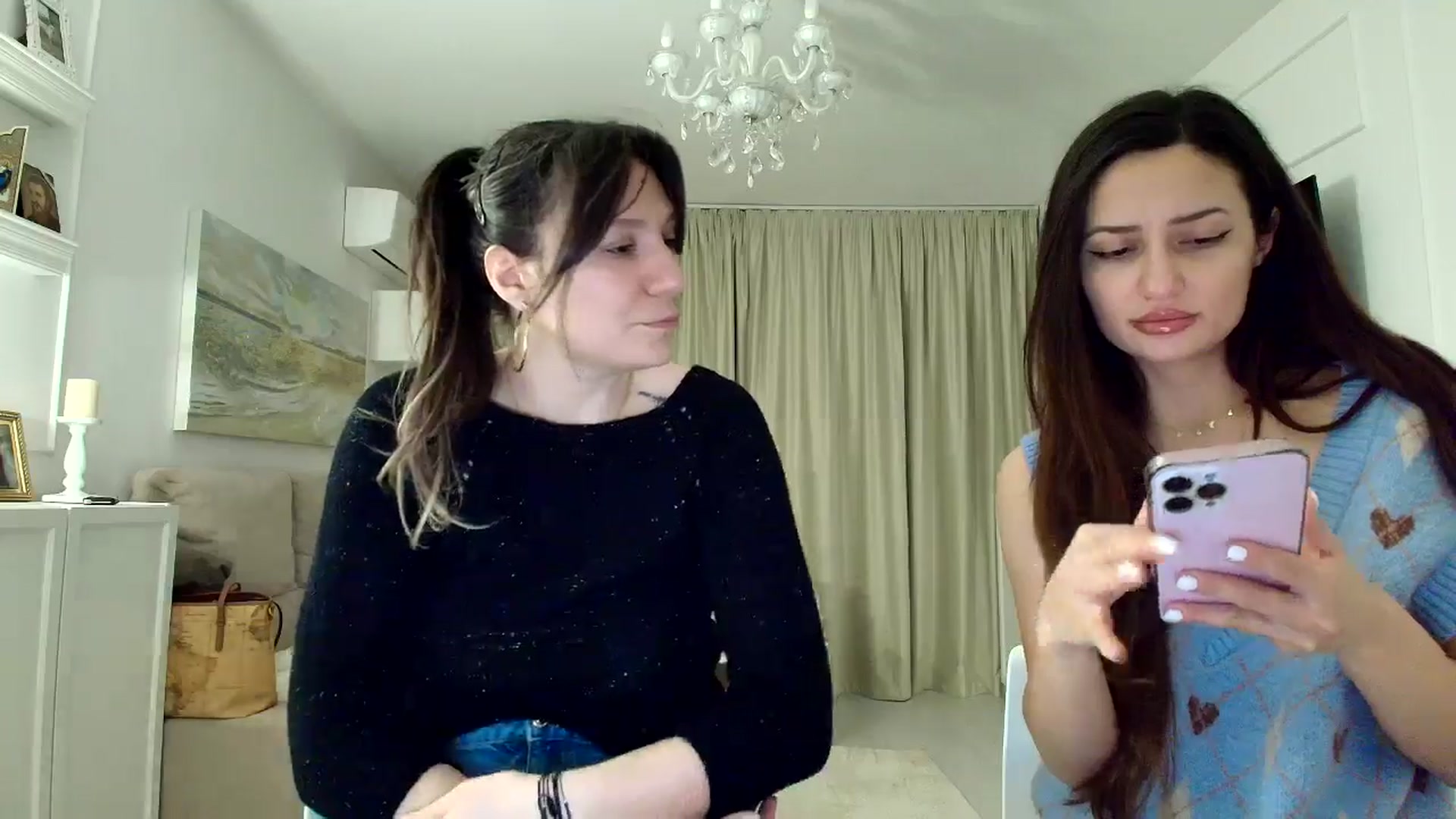 Gallery image thumbnail from ItsEvie's myfreecams stream on, 02/05/2026, 22:03 image 8 of 20