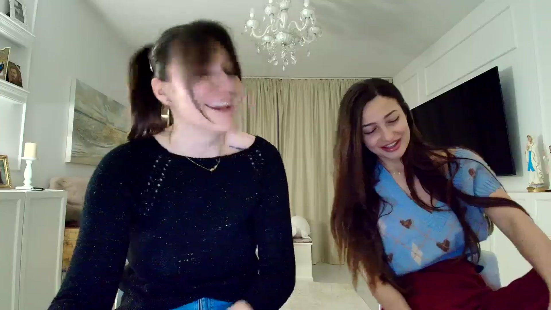 Gallery image thumbnail from ItsEvie's myfreecams stream on, 02/05/2026, 22:03 image 3 of 20