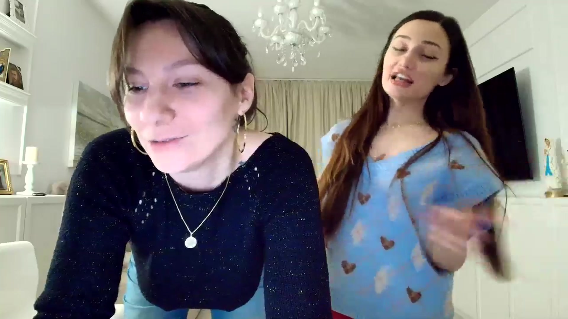 Gallery image thumbnail from ItsEvie's myfreecams stream on, 02/05/2026, 22:03 image 17 of 20
