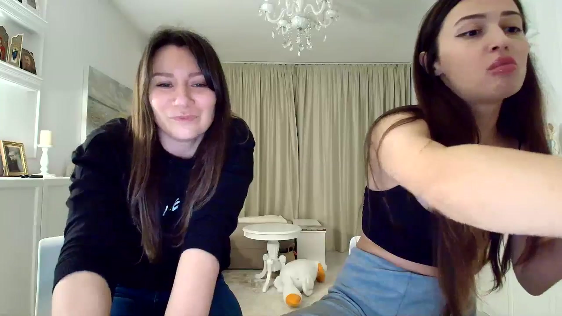 Gallery image thumbnail from ItsEvie's myfreecams stream on, 02/06/2026, 23:08 image 15 of 20