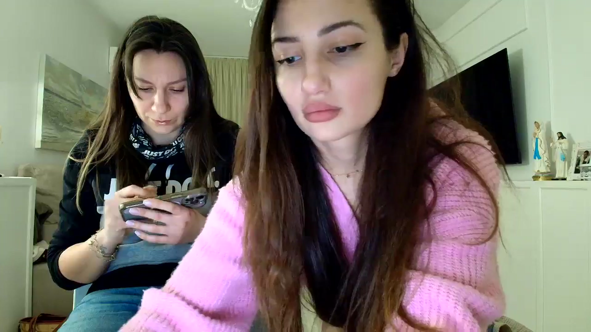 Gallery image thumbnail from ItsEvie's myfreecams stream on, 02/07/2026, 21:45 image 5 of 20