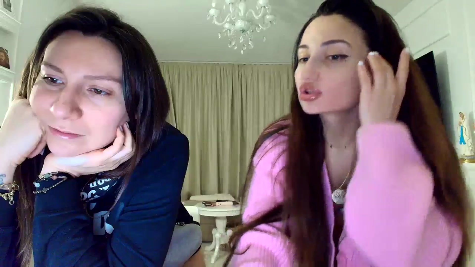 Gallery image thumbnail from ItsEvie's myfreecams stream on, 02/08/2026, 24:02 image 16 of 20