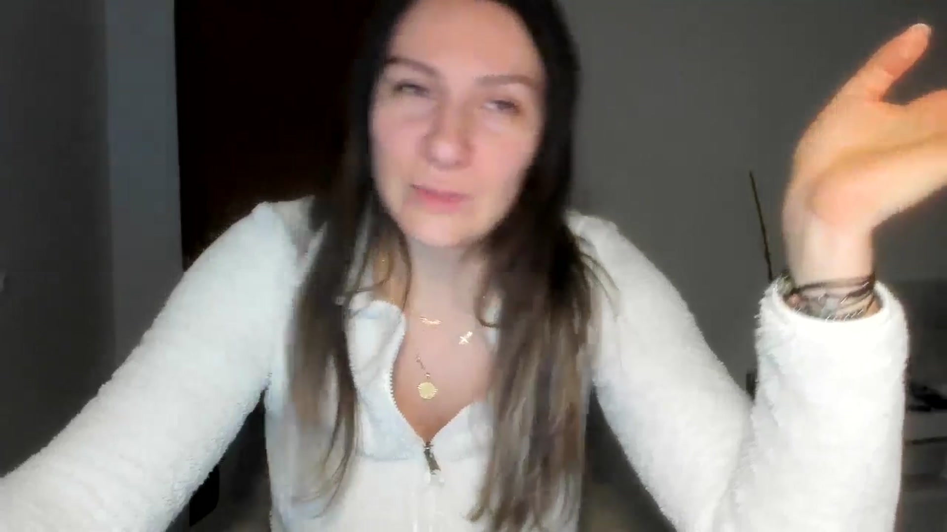 Gallery image thumbnail from ItsEvie's myfreecams stream on, 02/12/2026, 24:03 image 20 of 20