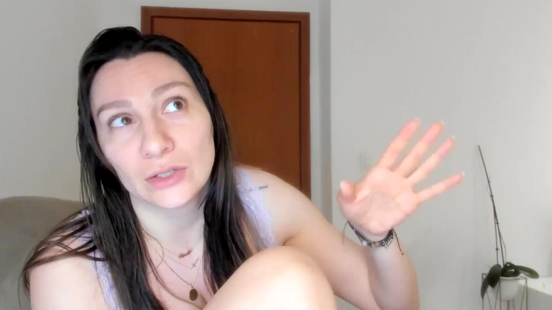 Gallery image thumbnail from ItsEvie's myfreecams stream on, 02/14/2026, 24:03 image 7 of 20