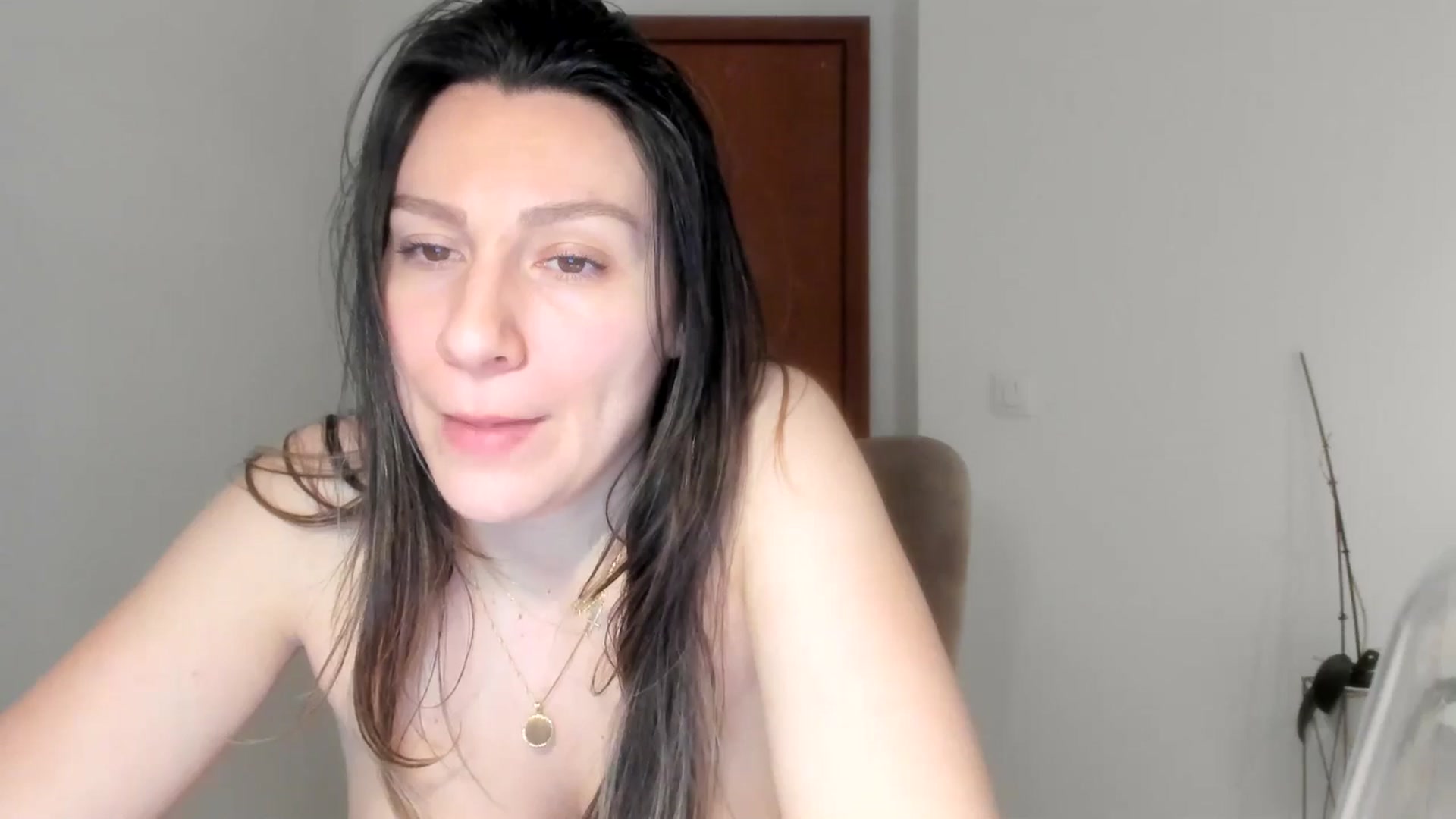 Gallery image thumbnail from ItsEvie's myfreecams stream on, 02/14/2026, 24:56 image 10 of 20