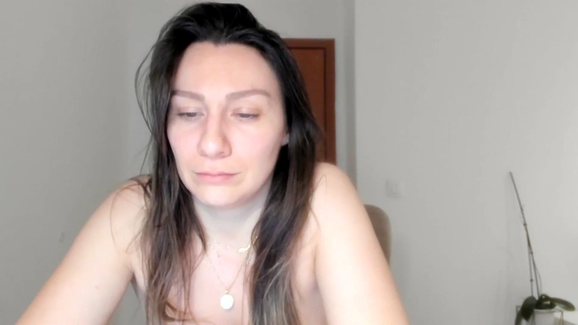 Gallery image thumbnail from ItsEvie's myfreecams stream on, 02/14/2026, 24:56 image 11 of 20