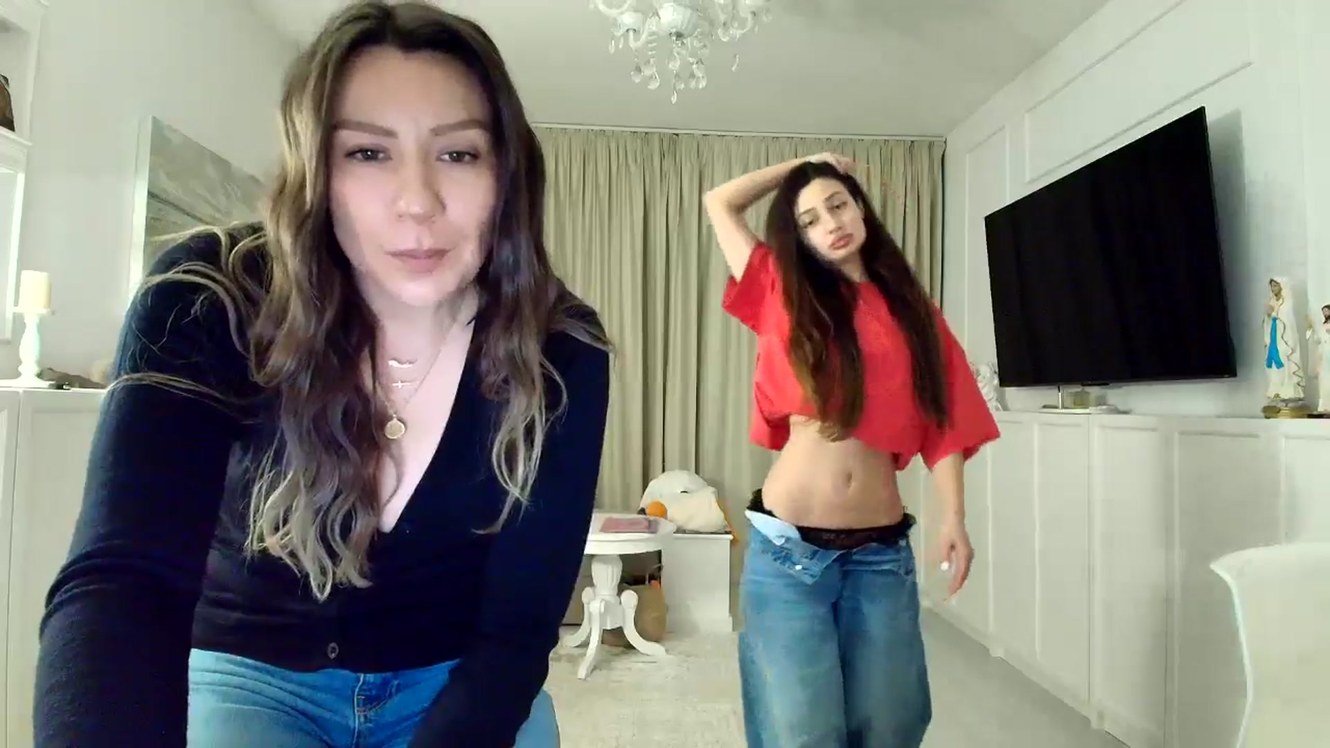 Gallery image thumbnail from ItsEvie's myfreecams stream on, 02/14/2026, 22:47 image 15 of 20