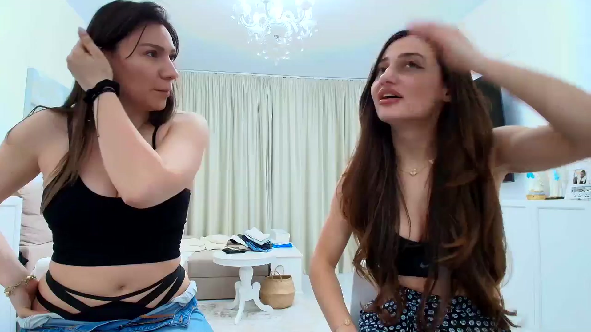 Gallery image thumbnail from ItsEvie's myfreecams stream on, 02/22/2026, 17:40 image 10 of 20