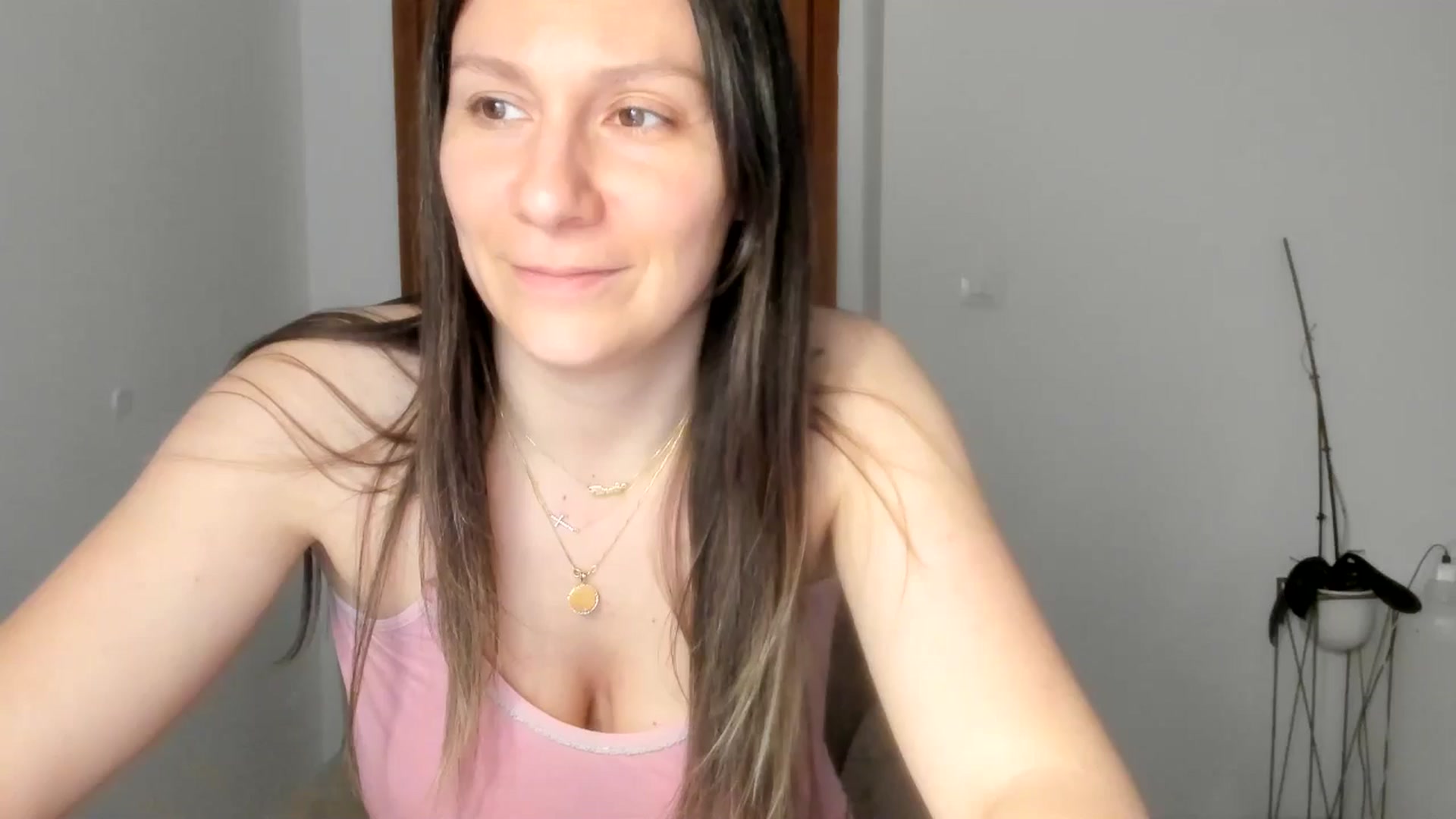 Gallery image thumbnail from ItsEvie's myfreecams stream on, 02/26/2026, 24:24 image 15 of 20
