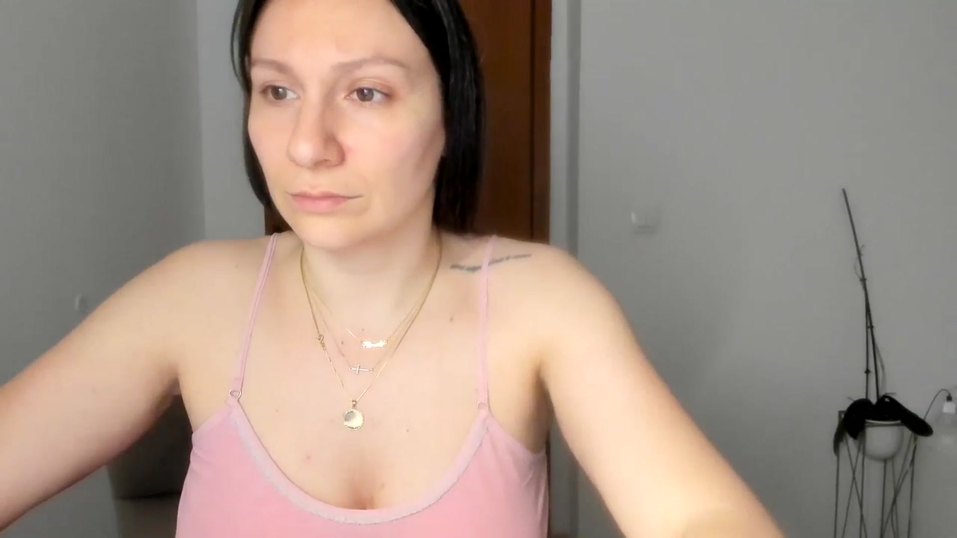 Gallery image thumbnail from ItsEvie's myfreecams stream on, 02/26/2026, 24:24 image 11 of 20