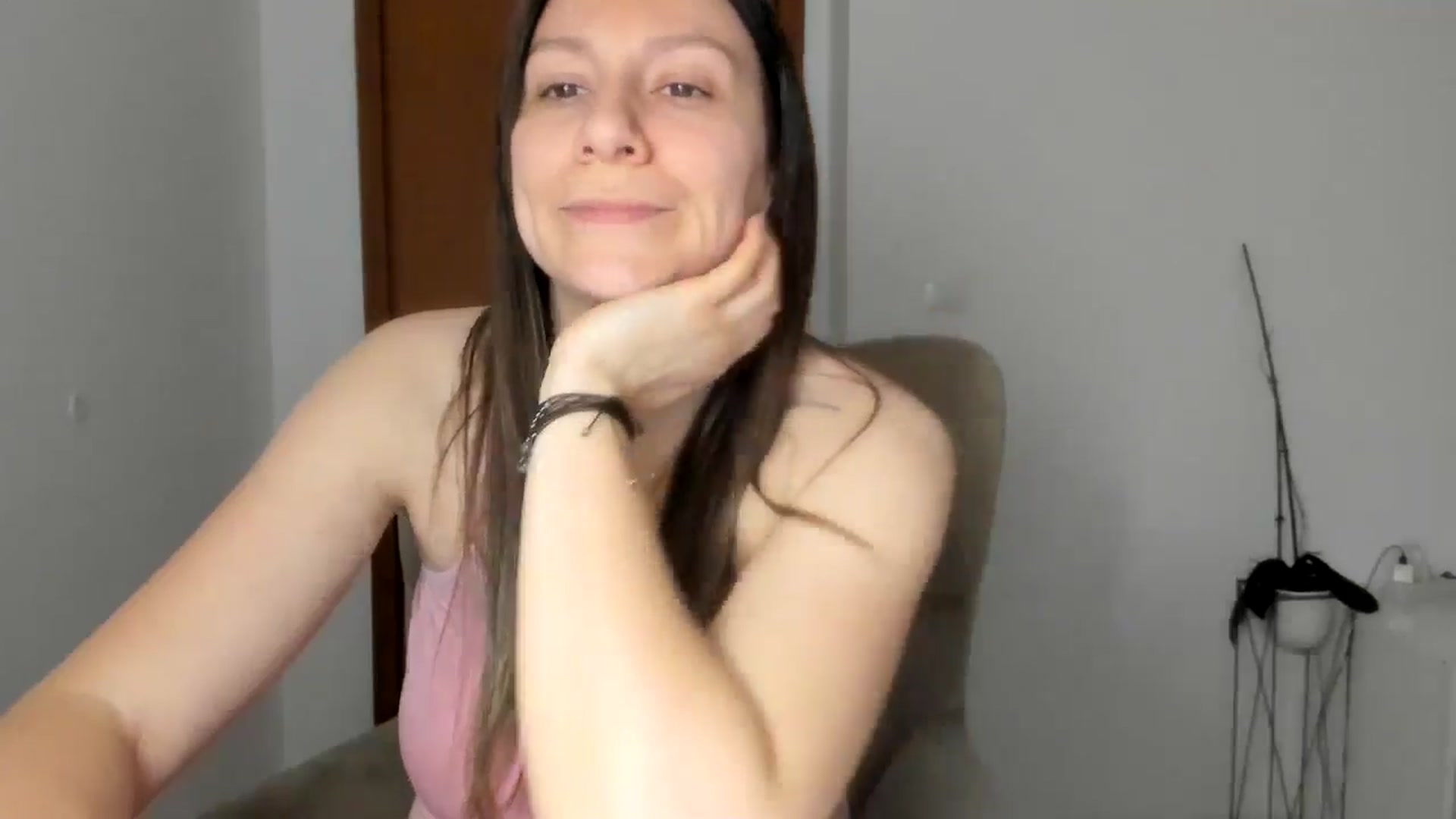 Gallery image thumbnail from ItsEvie's myfreecams stream on, 02/26/2026, 24:24 image 18 of 20