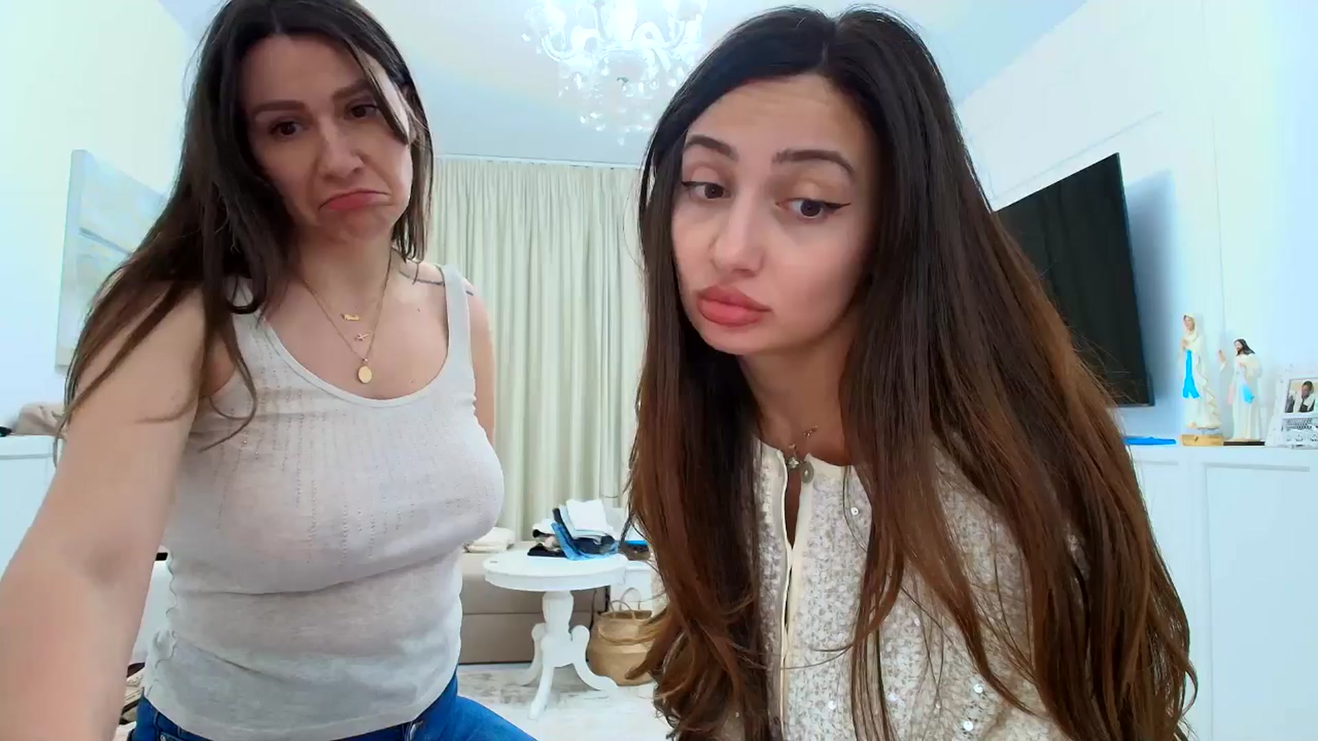 Gallery image thumbnail from ItsEvie's myfreecams stream on, 02/28/2026, 24:13 image 4 of 20