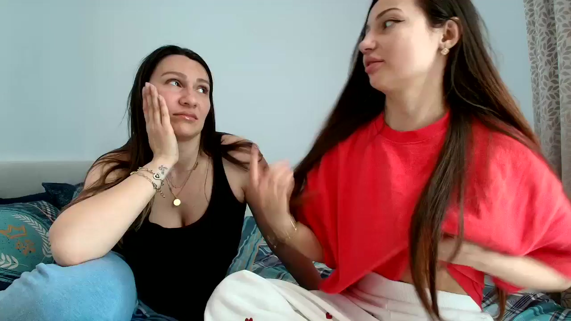 Gallery image thumbnail from ItsEvie's myfreecams stream on, 03/26/2026, 16:09 image 1 of 20