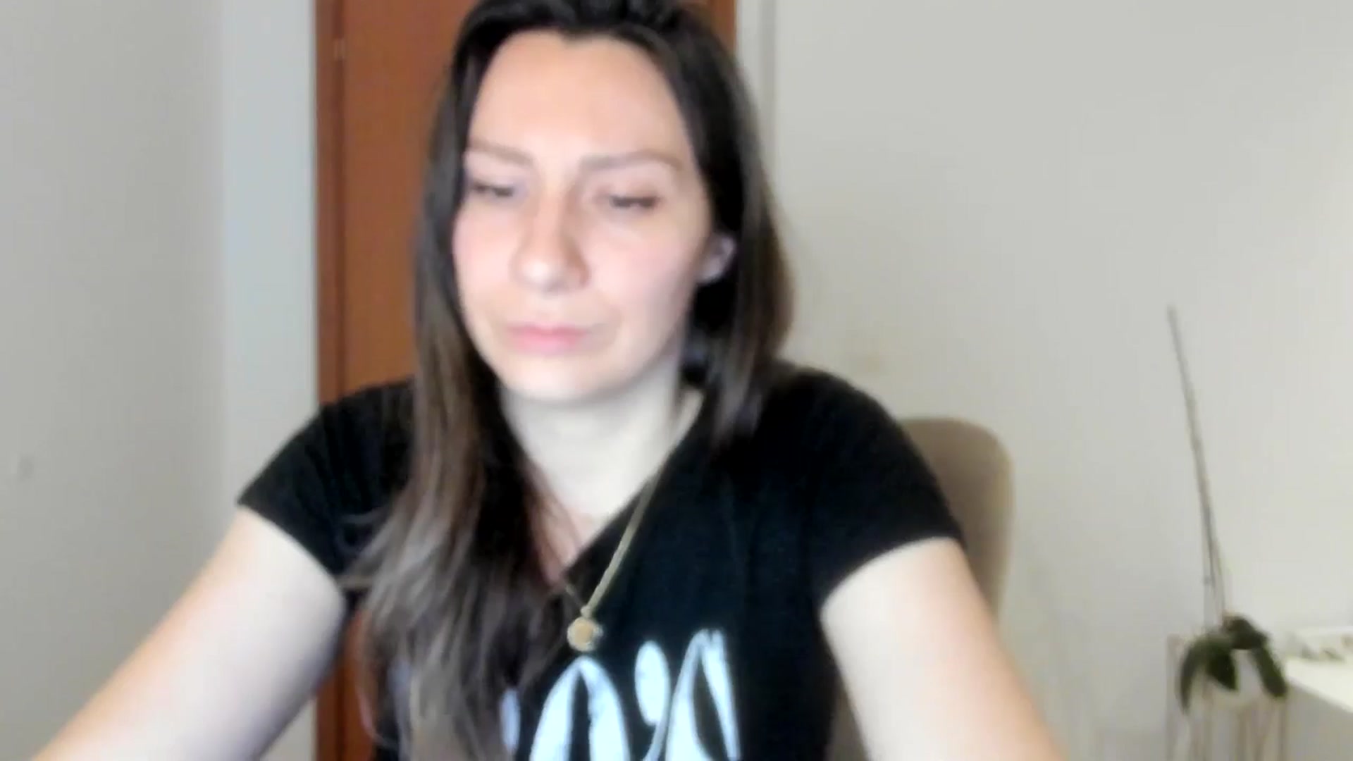 Gallery image thumbnail from ItsEvie's myfreecams stream on, 03/30/2026, 22:46 image 12 of 20