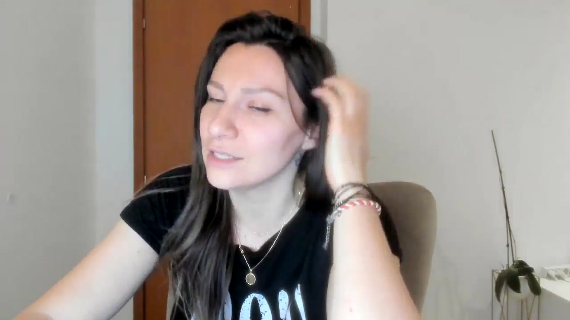 Gallery image thumbnail from ItsEvie's myfreecams stream on, 03/30/2026, 22:46 image 15 of 20