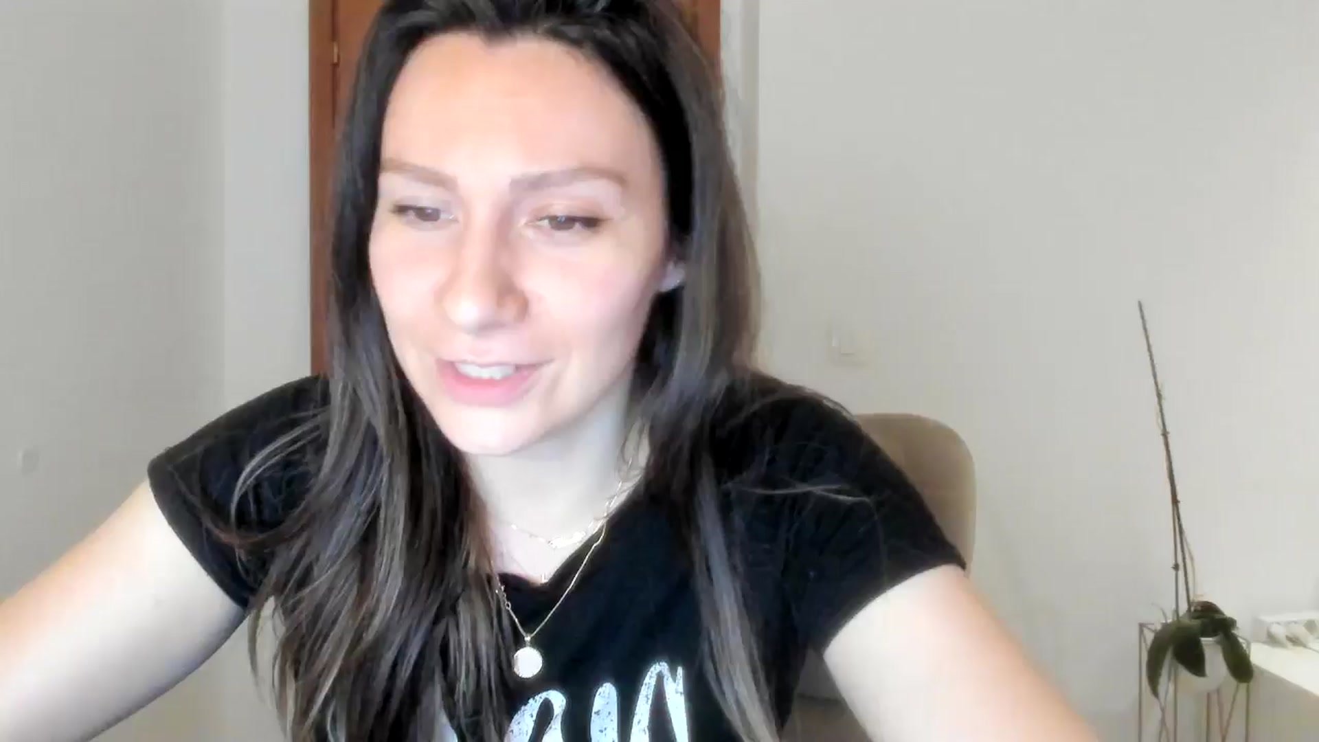 Gallery image thumbnail from ItsEvie's myfreecams stream on, 03/30/2026, 22:46 image 16 of 20