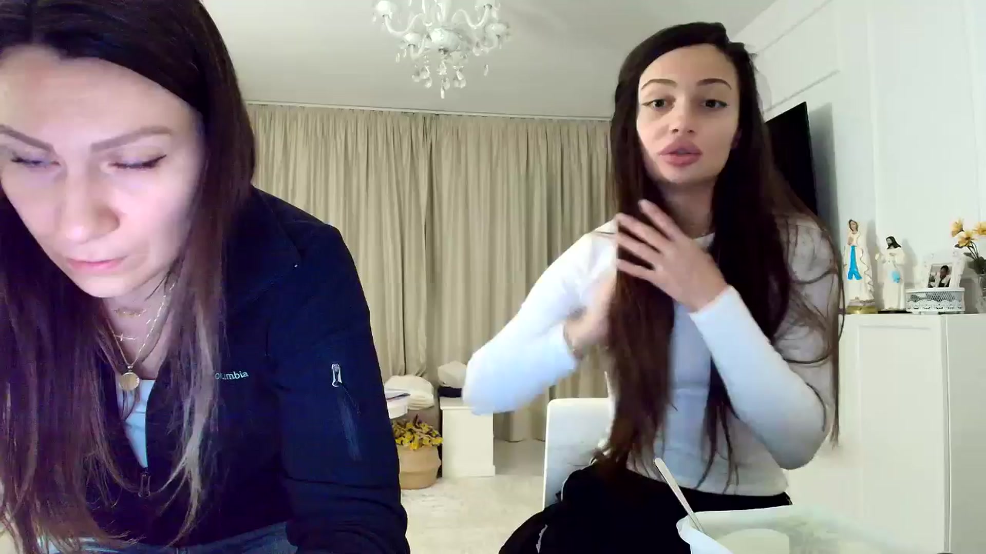 Gallery image thumbnail from ItsEvie's myfreecams stream on, 04/02/2026, 20:57 image 2 of 20