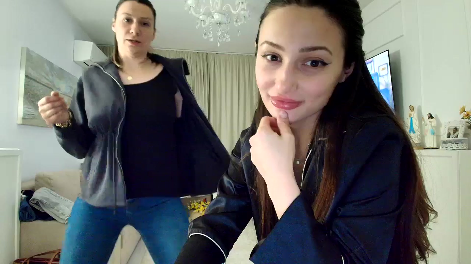 Gallery image thumbnail from ItsEvie's myfreecams stream on, 04/10/2026, 22:58 image 16 of 20
