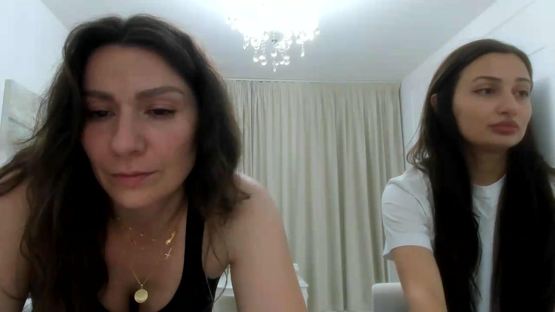 Gallery image thumbnail from ItsEvie's myfreecams stream on, 05/21/2026, 22:48 image 19 of 20