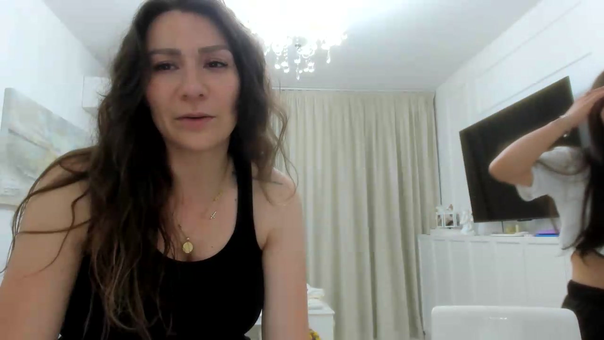 Gallery image thumbnail from ItsEvie's myfreecams stream on, 05/21/2026, 22:48 image 8 of 20
