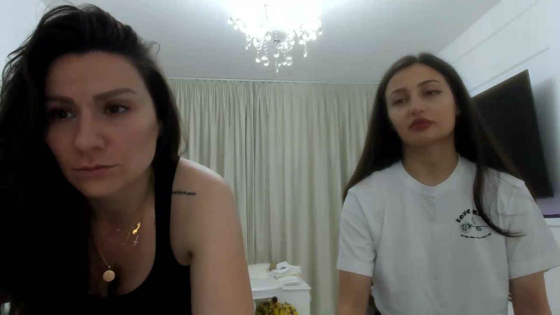 Gallery image thumbnail from ItsEvie's myfreecams stream on, 05/21/2026, 23:28 image 8 of 20