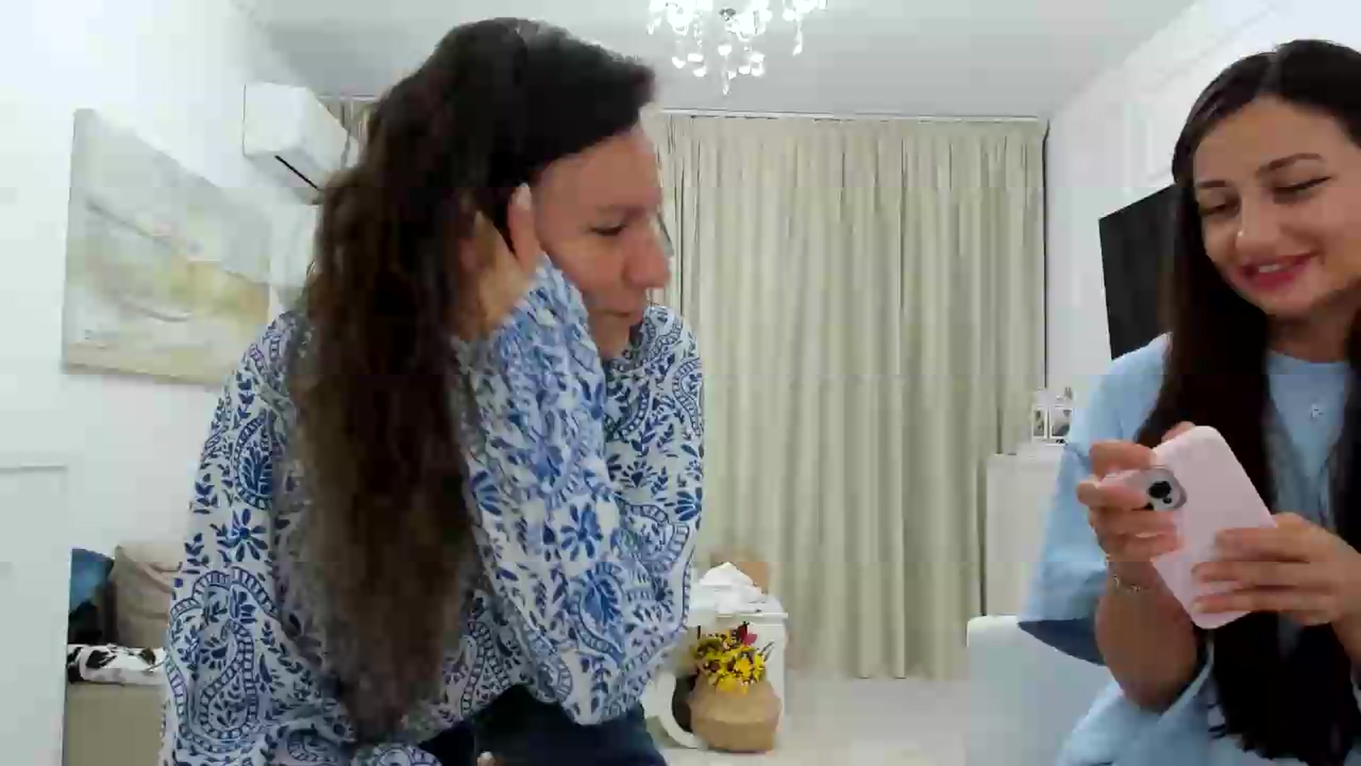 Gallery image thumbnail from ItsEvie's myfreecams stream on, 05/30/2026, 21:04 image 12 of 20