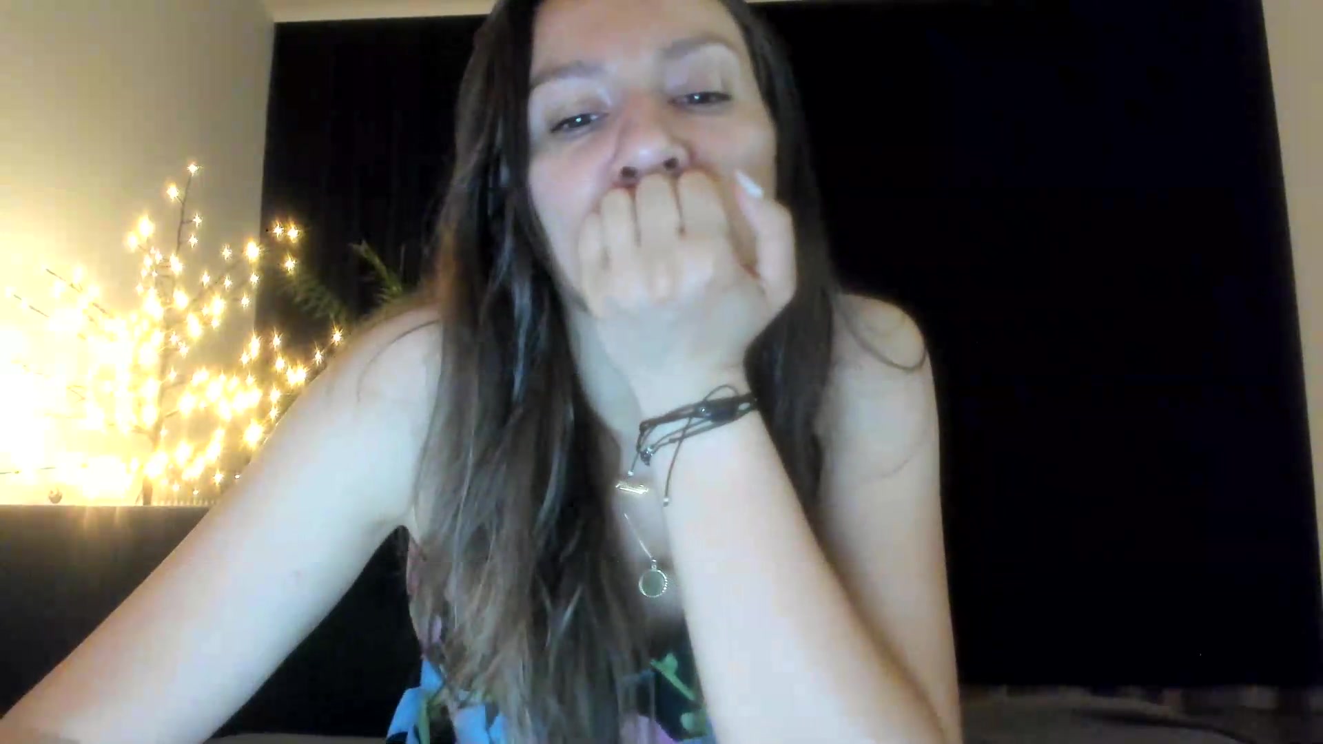 Gallery image thumbnail from ItsEvie's myfreecams stream on, 06/05/2026, 22:07 image 13 of 20