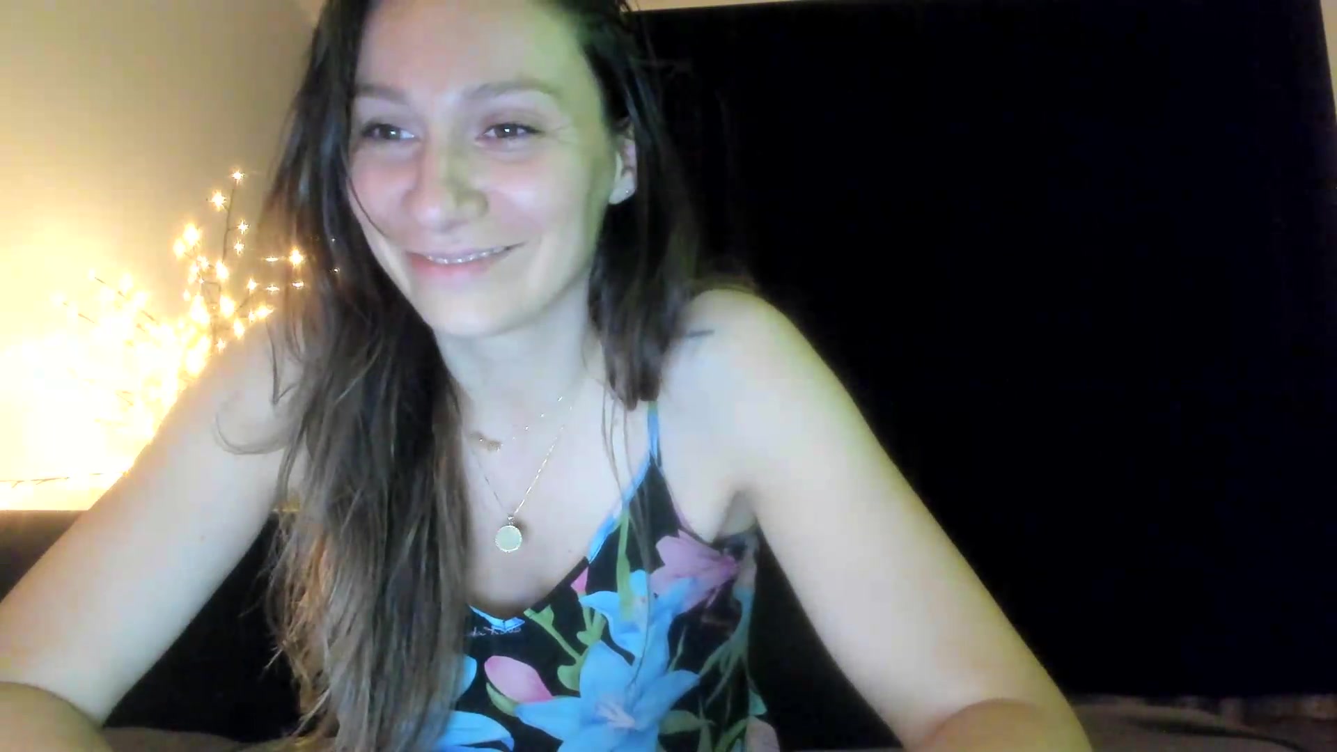 Gallery image thumbnail from ItsEvie's myfreecams stream on, 06/05/2026, 22:07 image 11 of 20
