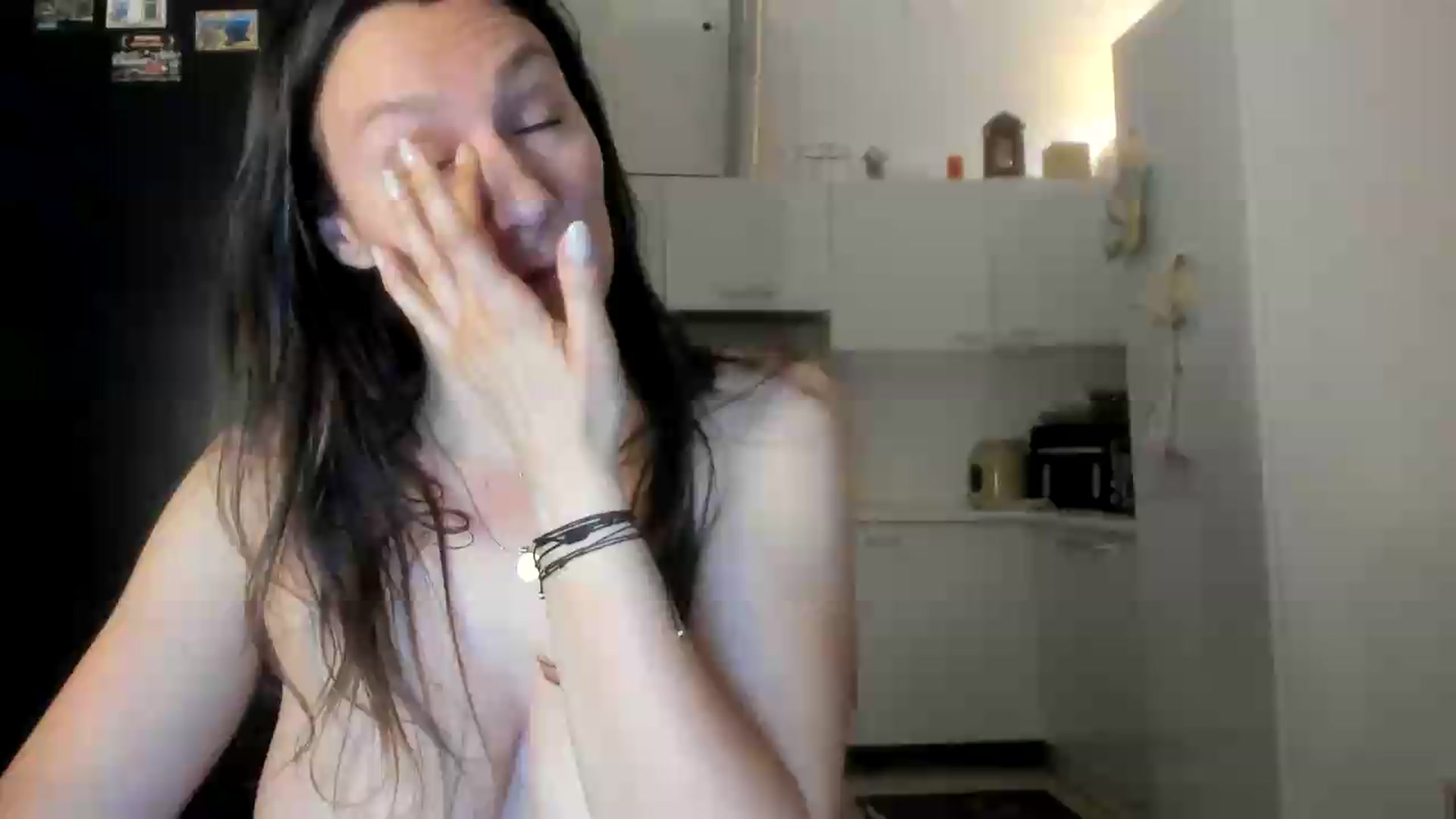 Gallery image thumbnail from ItsEvie's myfreecams stream on, 06/06/2026, 24:08 image 1 of 20
