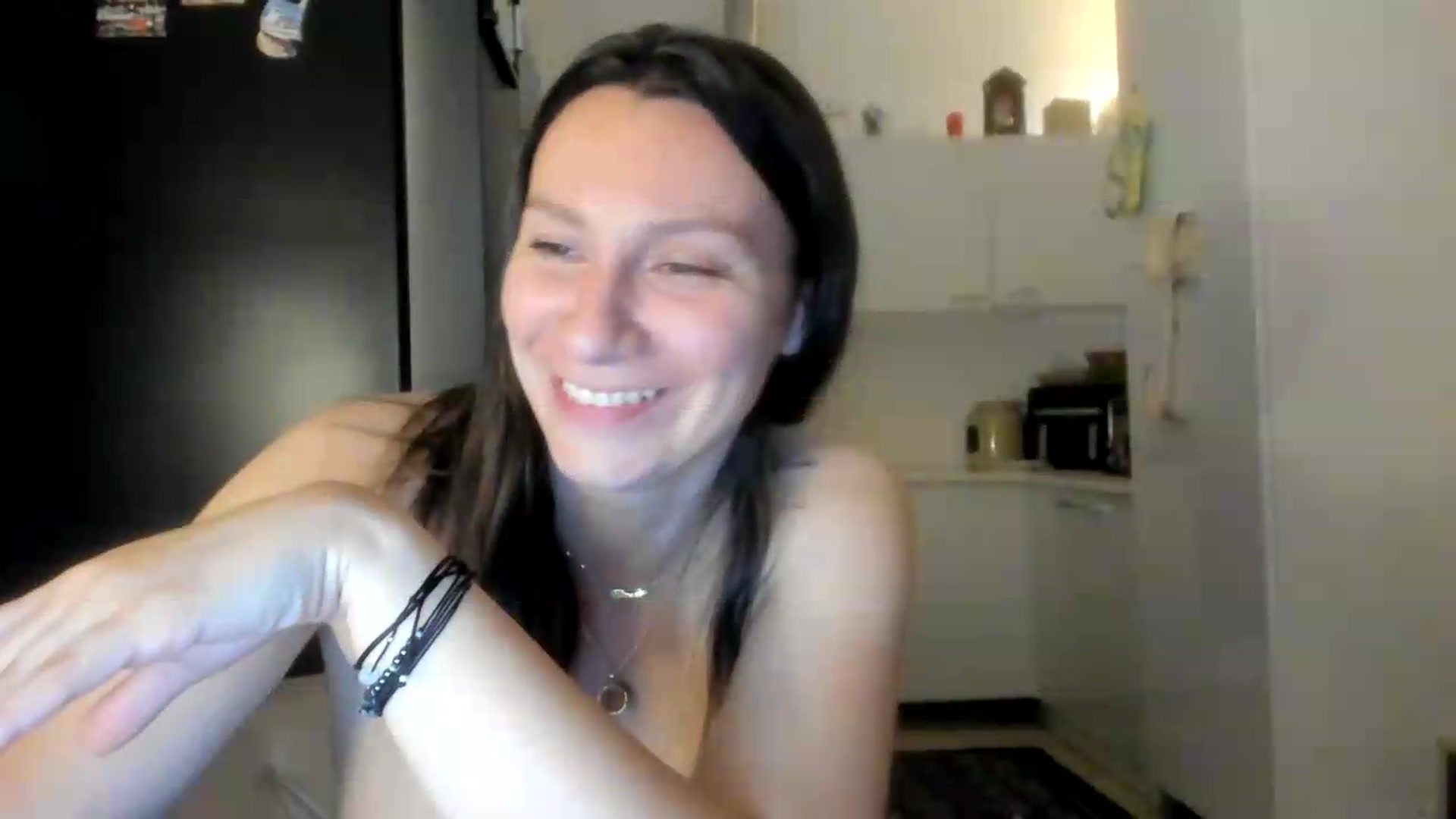 Gallery image thumbnail from ItsEvie's myfreecams stream on, 06/06/2026, 24:08 image 17 of 20