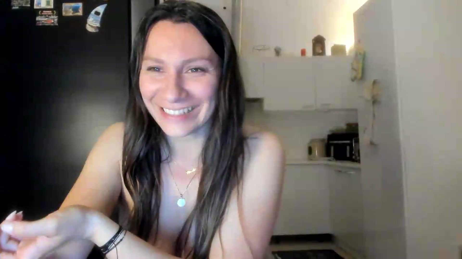 Gallery image thumbnail from ItsEvie's myfreecams stream on, 06/06/2026, 24:08 image 6 of 20