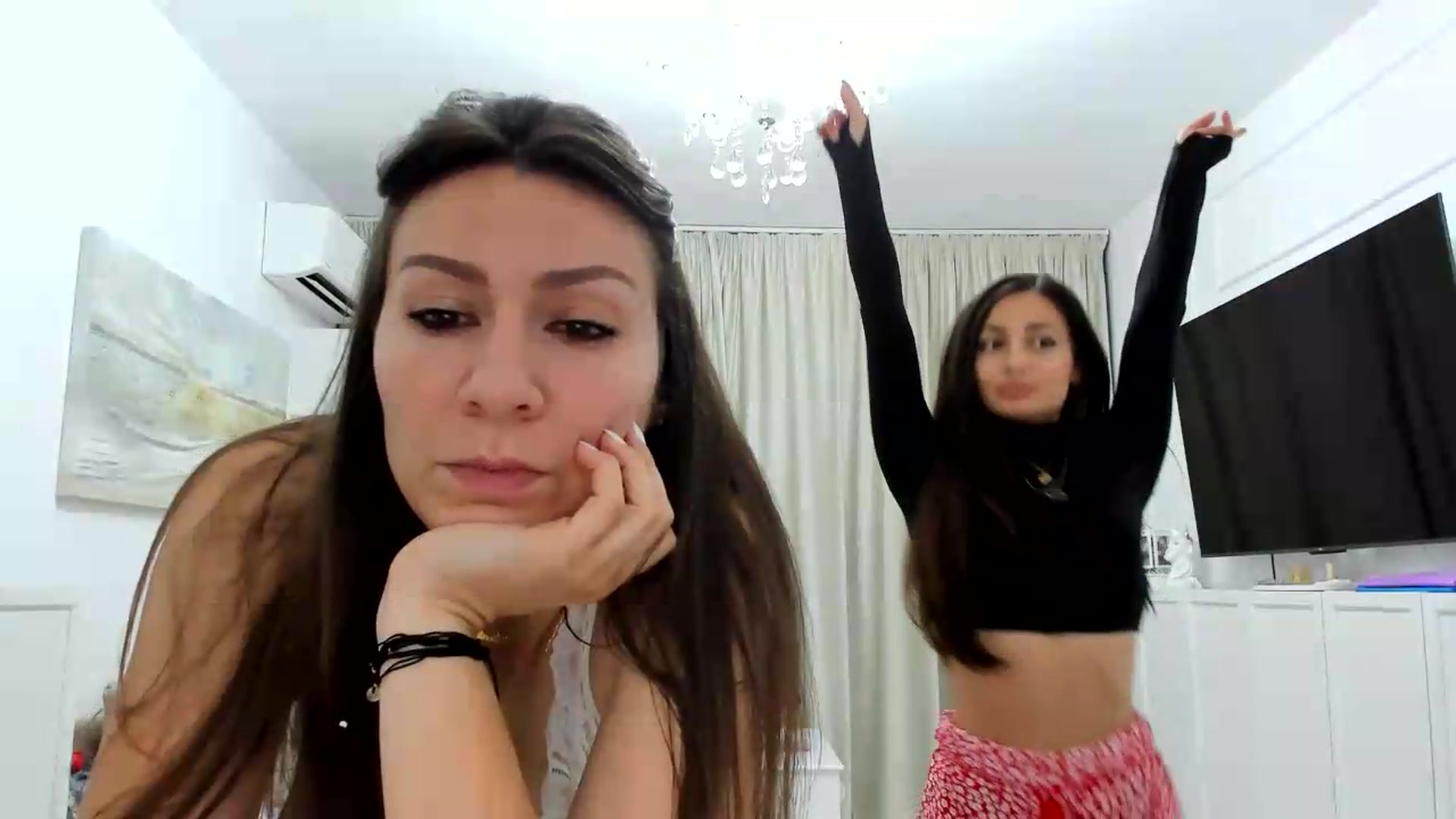 Gallery image thumbnail from ItsEvie's myfreecams stream on, 07/01/2026, 22:50 image 12 of 20