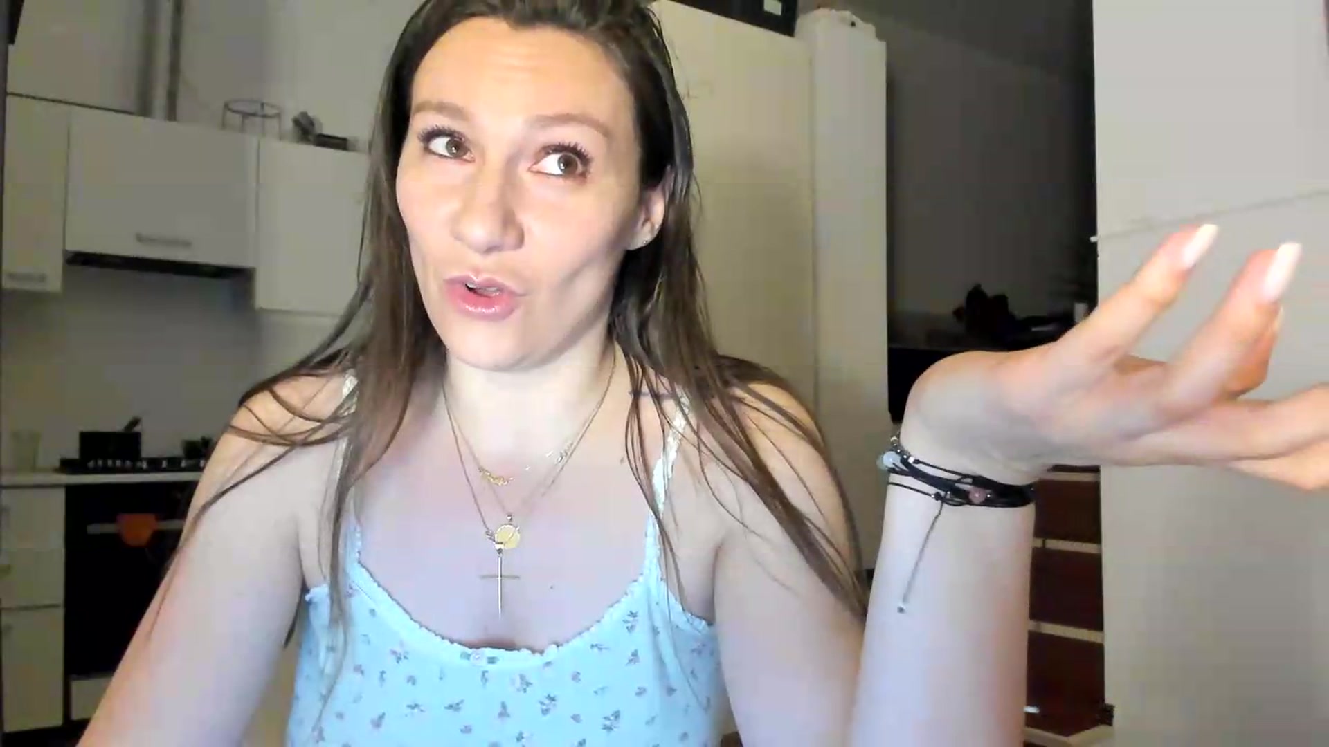Gallery image thumbnail from ItsEvie's myfreecams stream on, 08/15/2026, 23:40 image 5 of 20