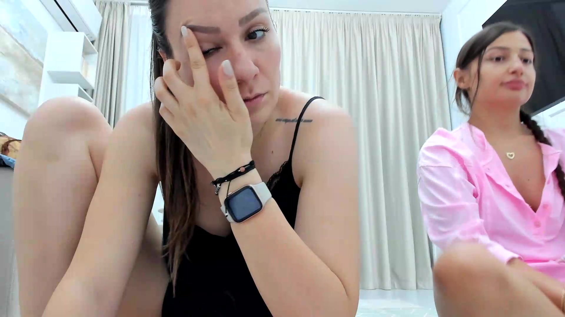 Gallery image thumbnail from ItsEvie's myfreecams stream on, 08/22/2026, 23:07 image 16 of 20