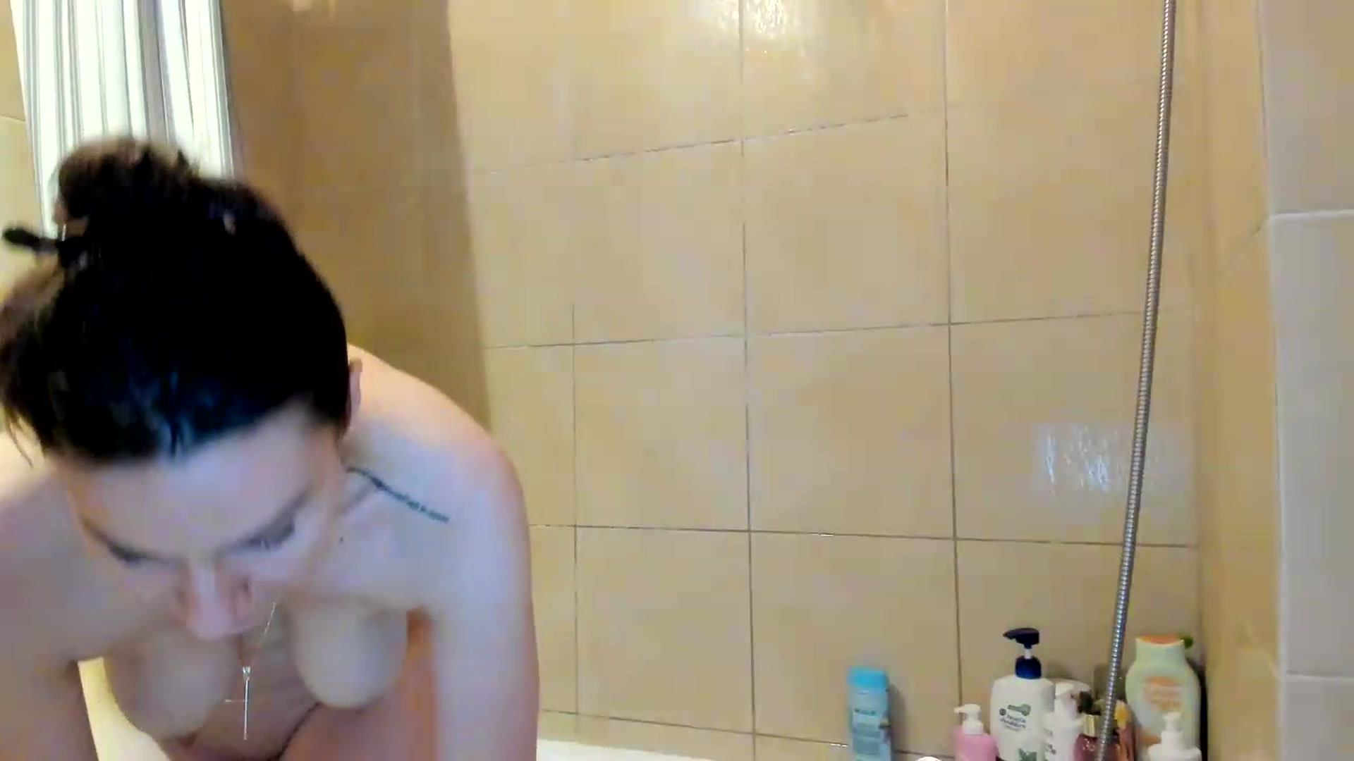 Gallery image thumbnail from ItsEvie's myfreecams stream on, 08/31/2026, 01:57 image 5 of 20