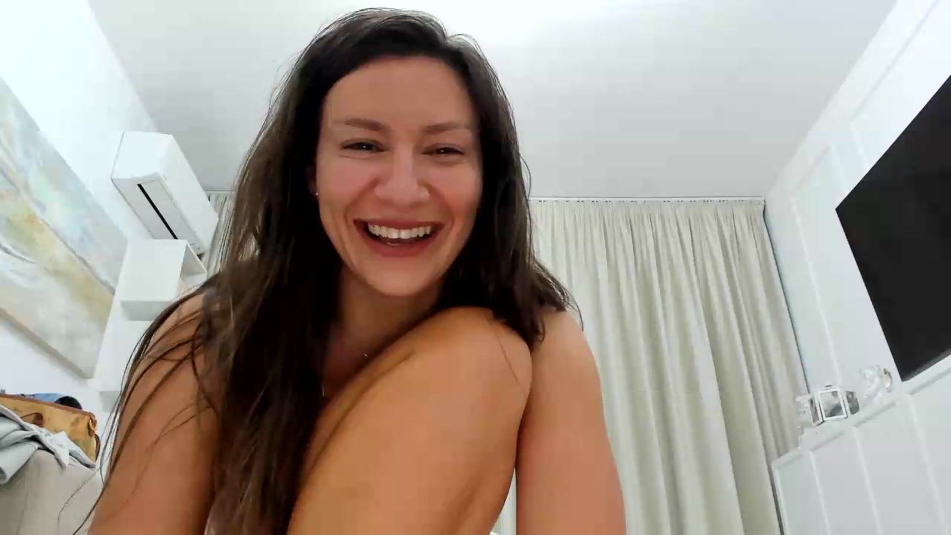 Gallery image thumbnail from ItsEvie's myfreecams stream on, 09/03/2026, 24:20 image 4 of 20