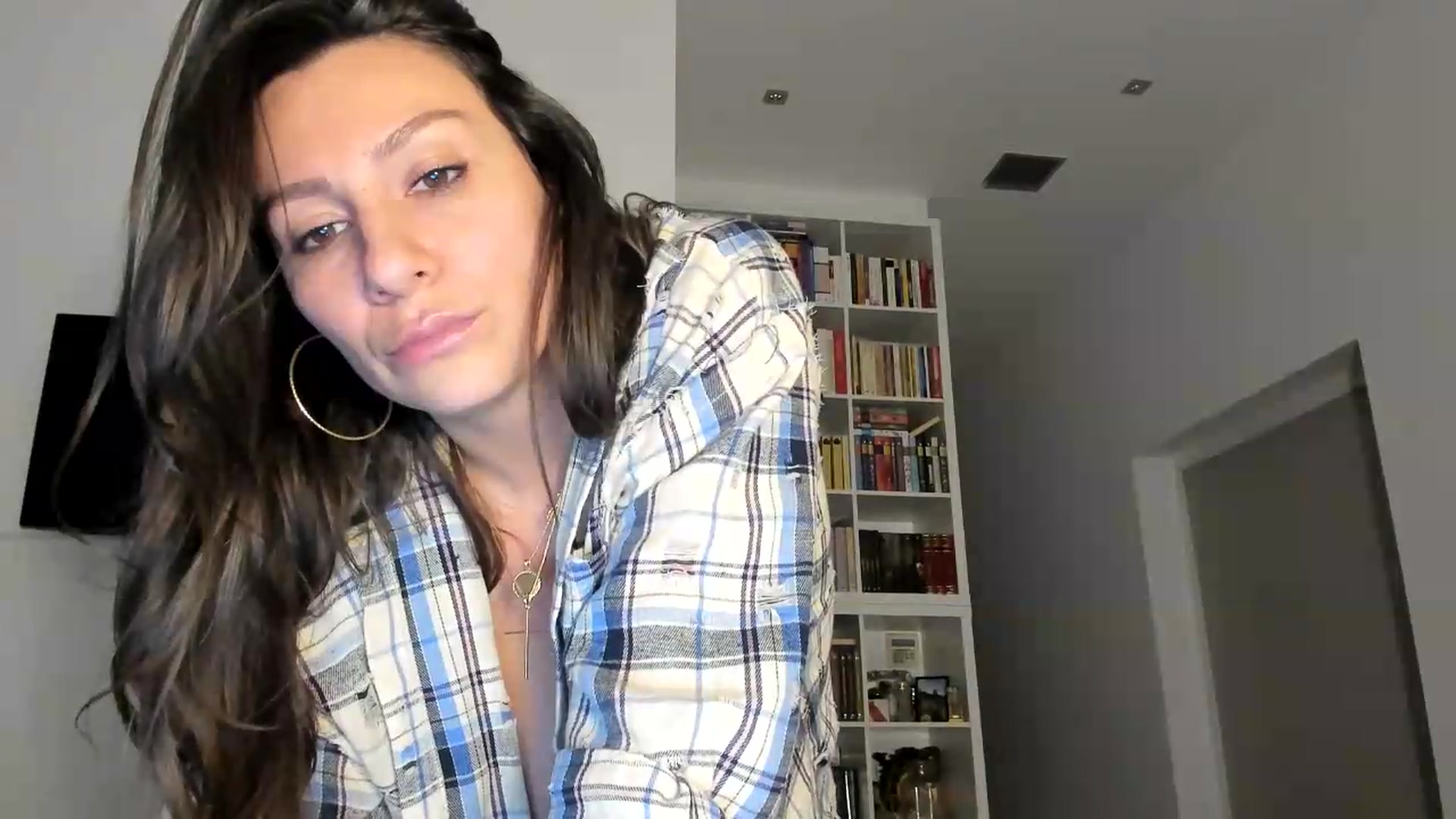 Gallery image thumbnail from ItsEvie's myfreecams stream on, 09/05/2026, 02:01 image 2 of 20