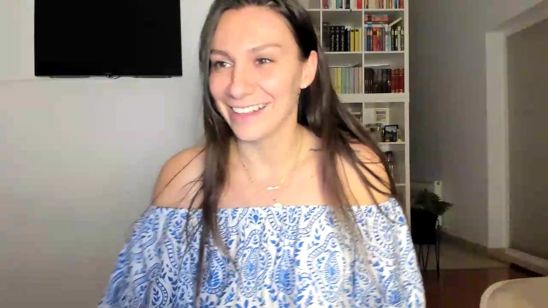 Gallery image thumbnail from ItsEvie's myfreecams stream on, 09/07/2026, 23:11 image 14 of 20