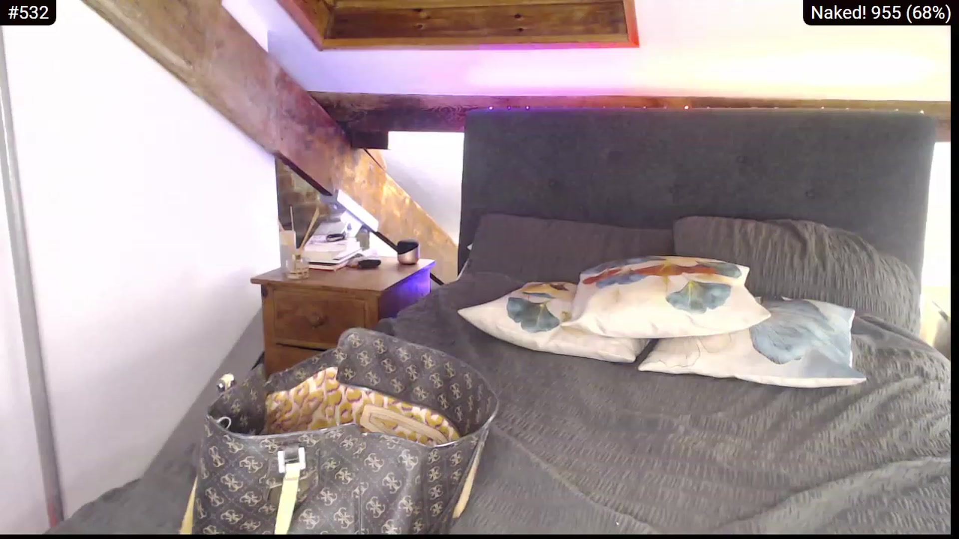 Gallery image thumbnail from ItsFayday's myfreecams stream on, 02/13/2024, 18:12 image 16 of 20